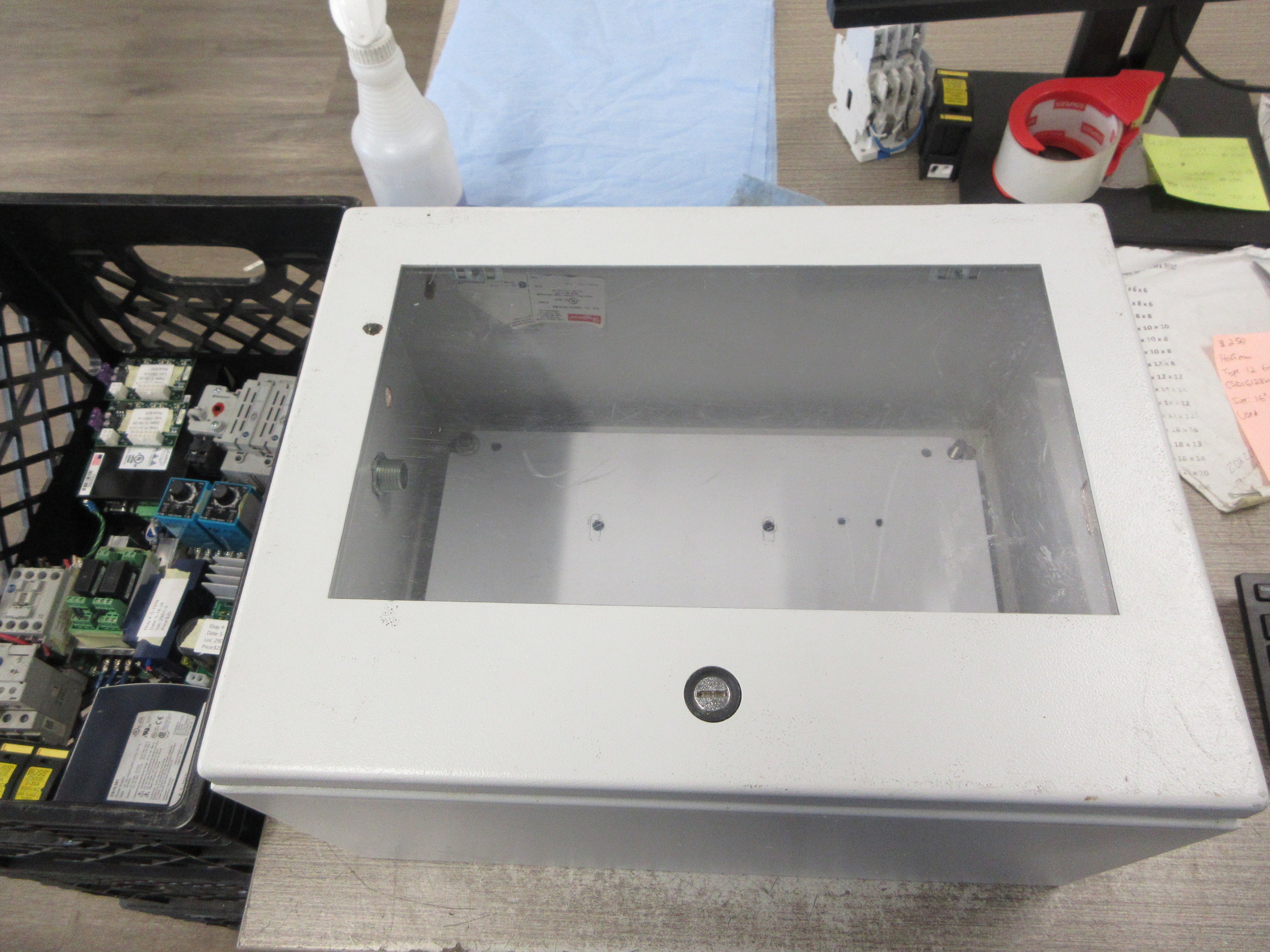 Hoffman Type 12 Enclosure CSD16128WLG/SPL Size: 16"x12"x8" Used