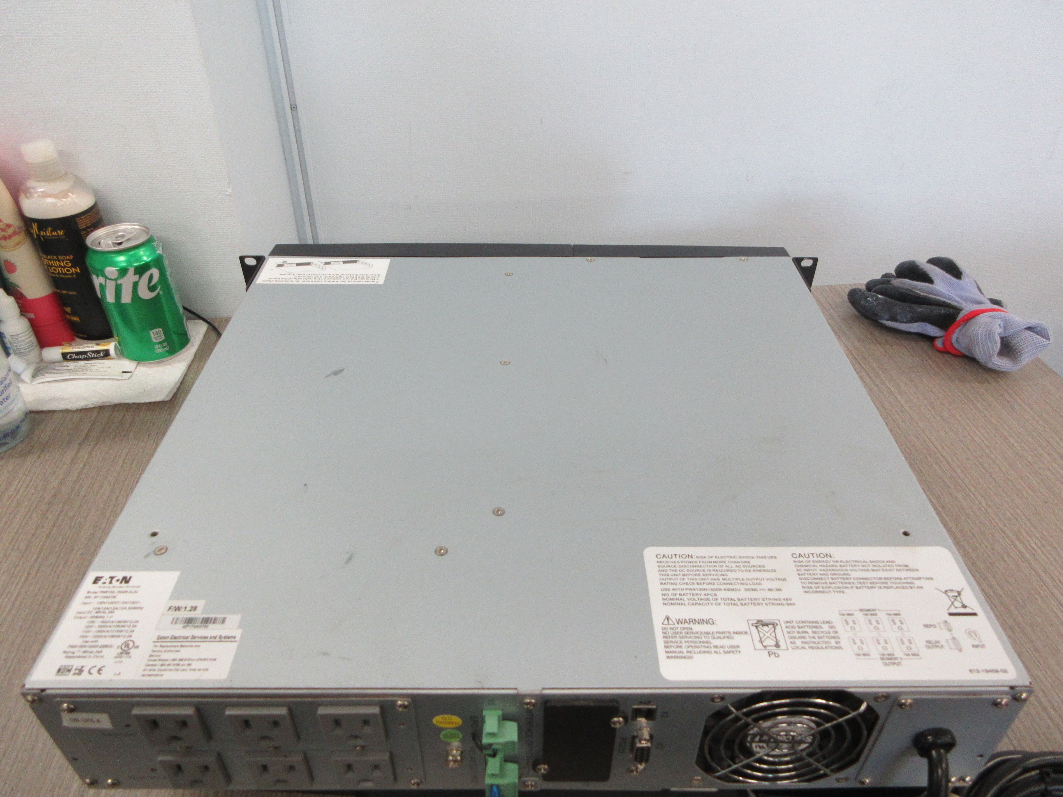 Eaton Powerware 9130 Rack-Mount UPS PW9130L15600R-XL2U F/W: 1.28 Used