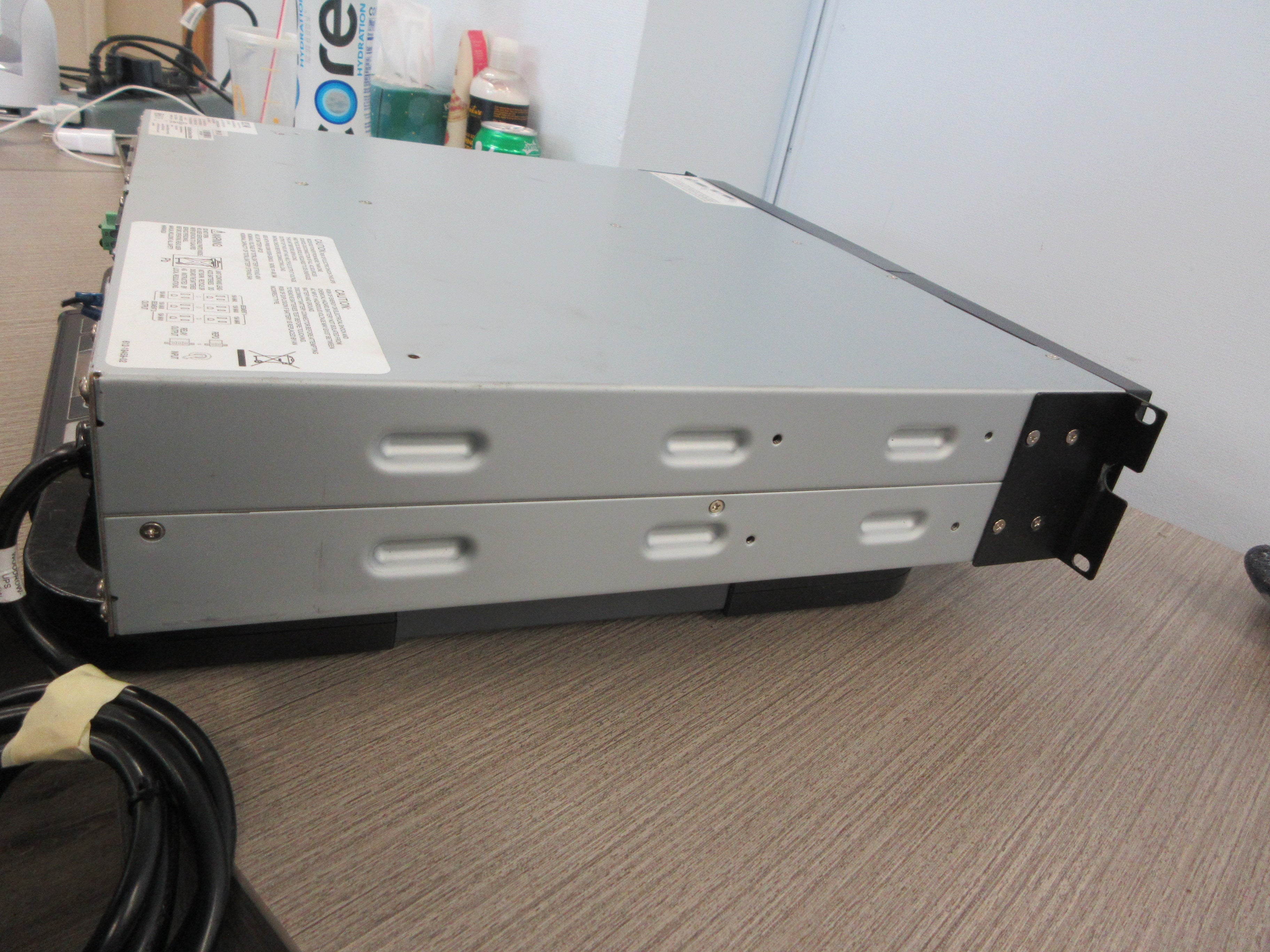 Eaton Powerware 9130 Rack-Mount UPS PW9130L15600R-XL2U F/W: 1.28 Used