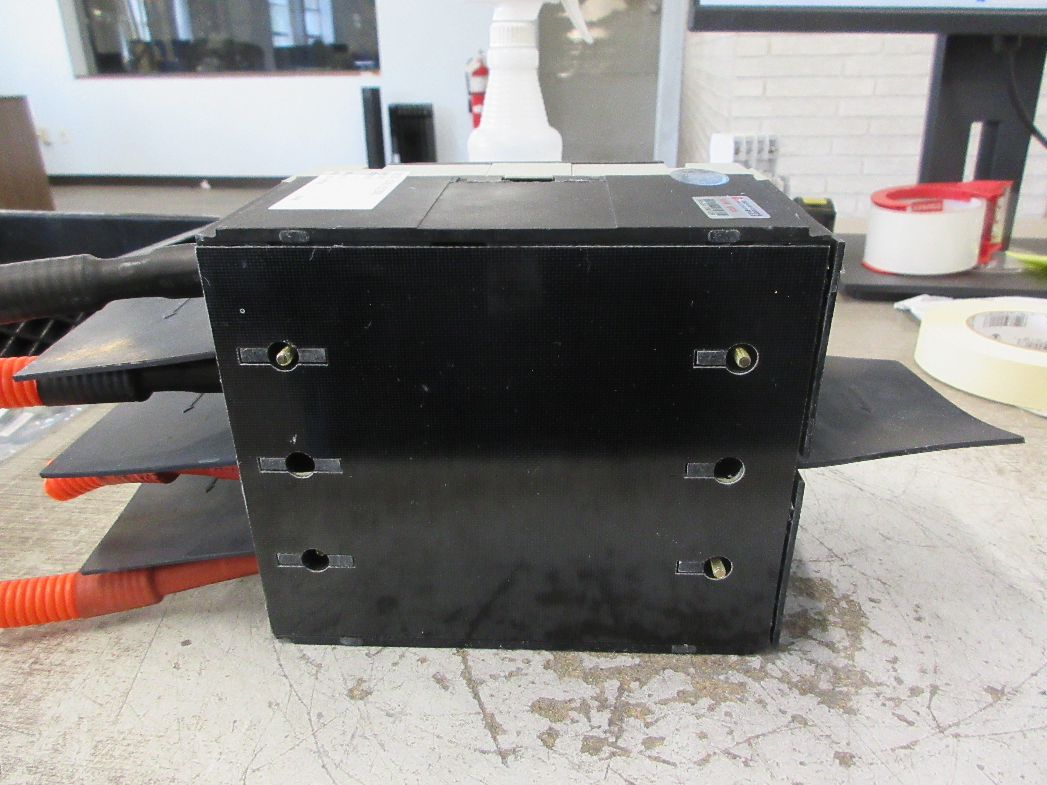 Changshu Circuit Breaker CM3DC-250 1000VDC 250A 4P Used