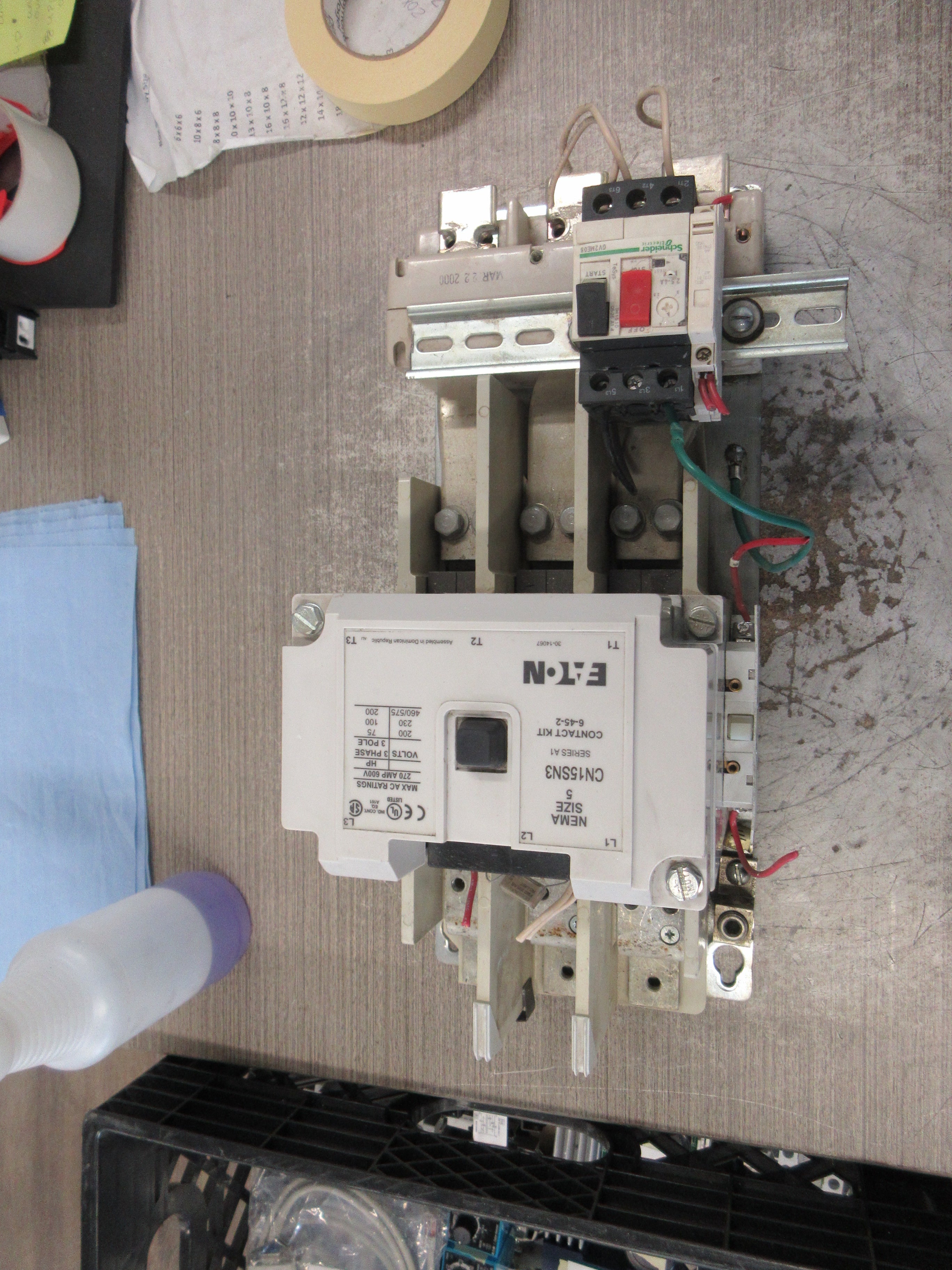 Eaton / Schneider Size 5 Starter CN15SN3 / GV2ME08 120V Coil Trip: 2.5-4A Used