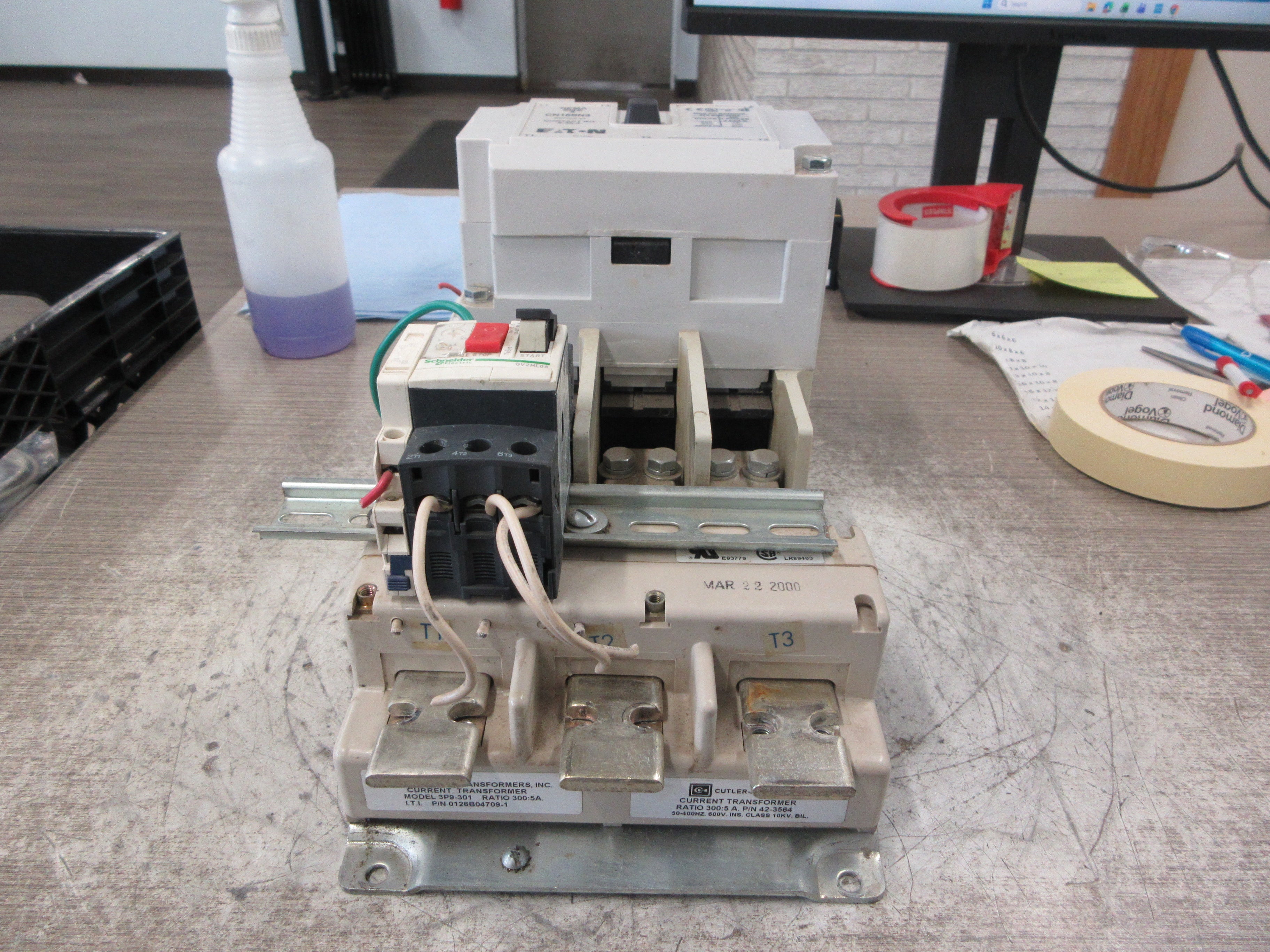 Eaton / Schneider Size 5 Starter CN15SN3 / GV2ME08 120V Coil Trip: 2.5-4A Used