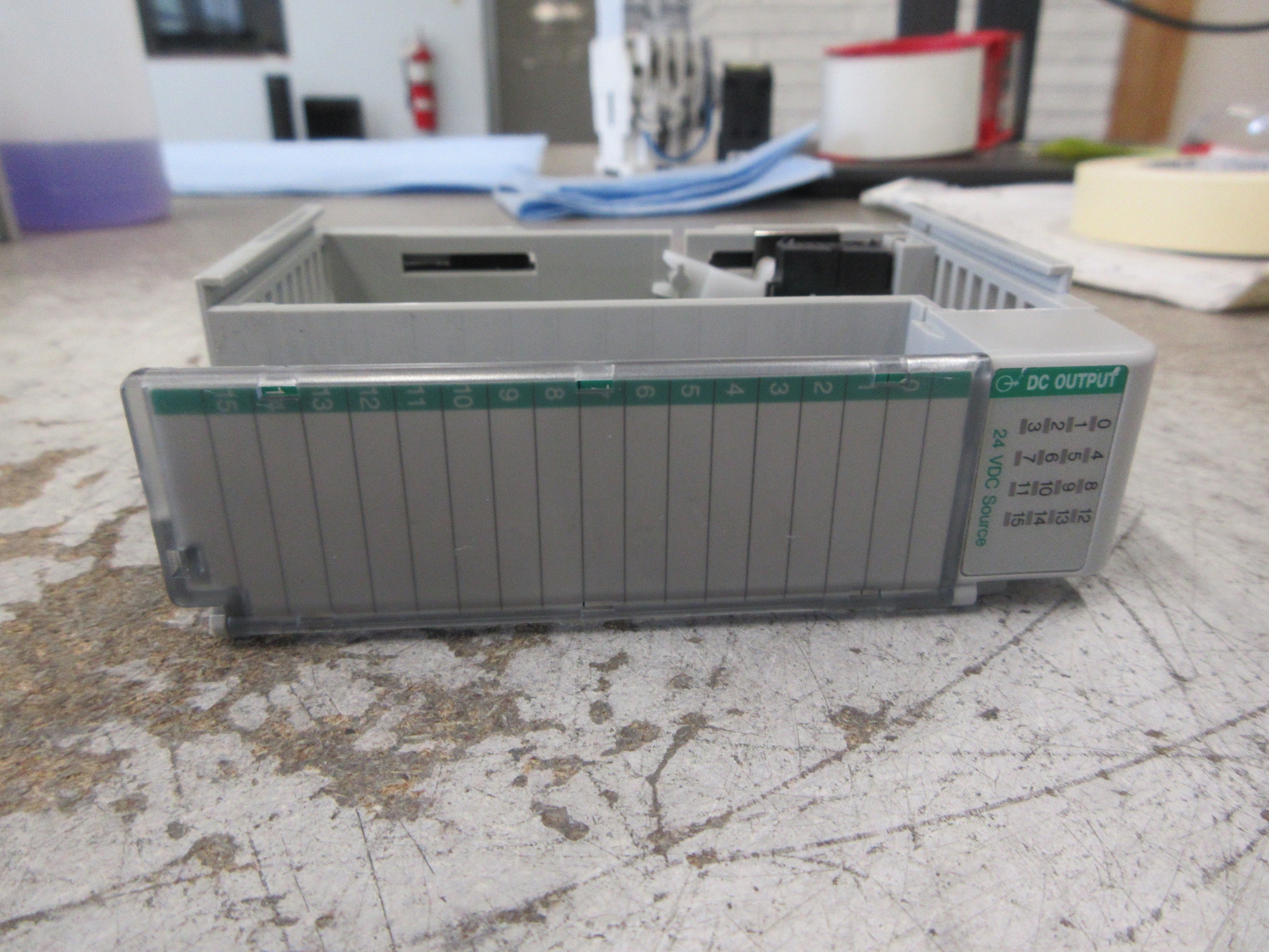 Allen-Bradley Compact I/O Sourcing Output Module 1769-OB16 Ser. B Used