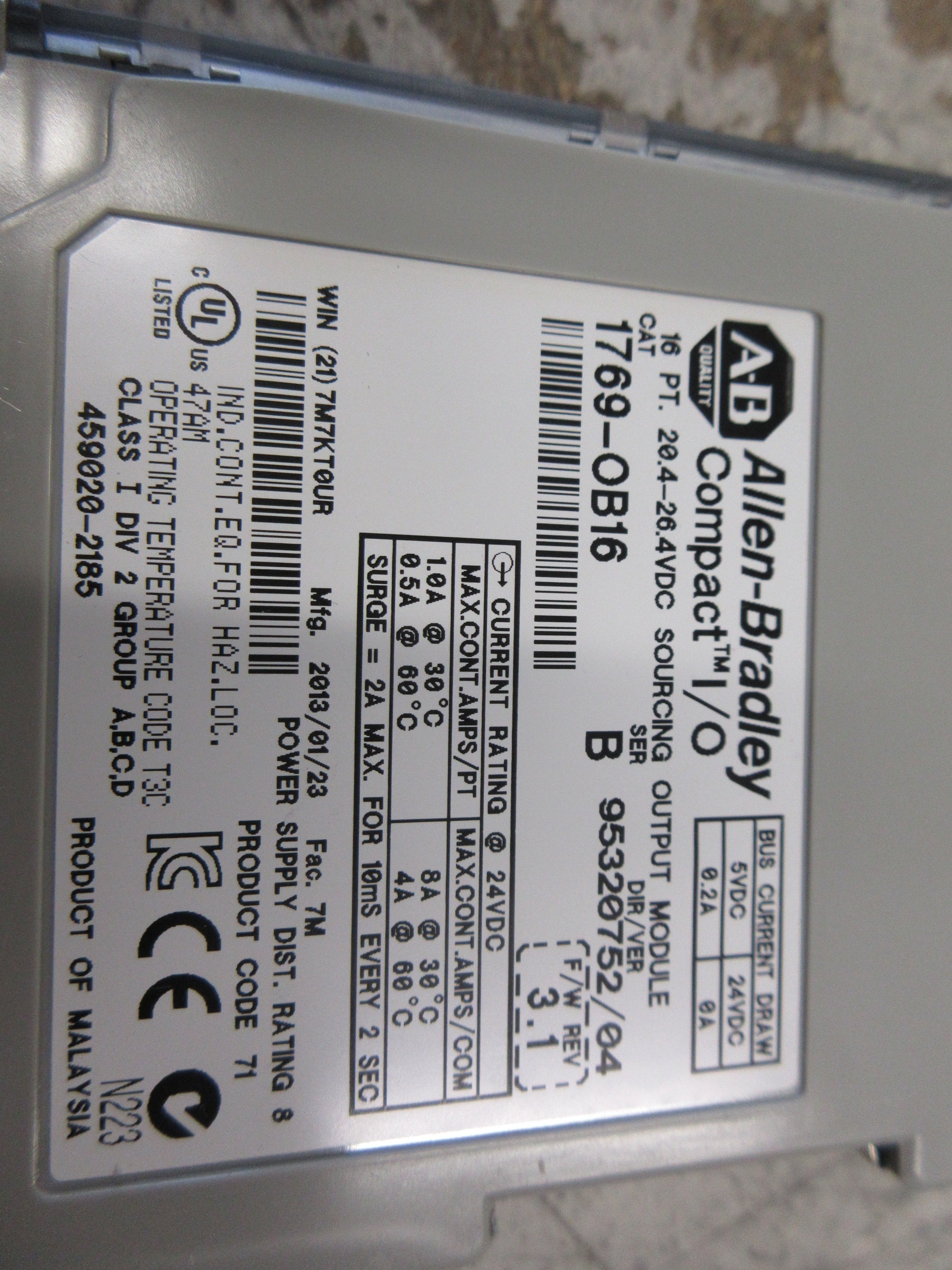 Allen-Bradley Compact I/O Sourcing Output Module 1769-OB16 Ser. B Used