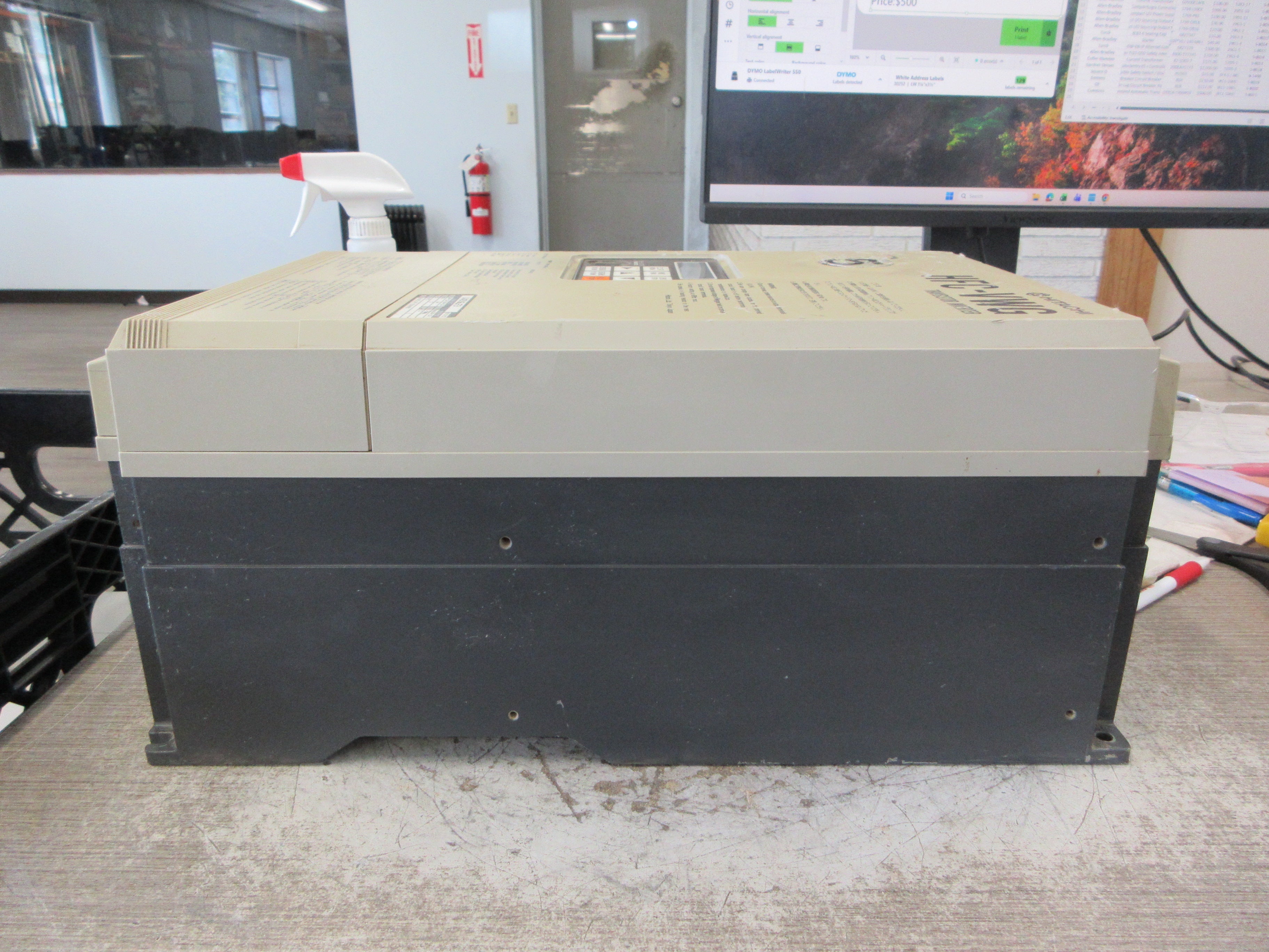 Hitachi HFC-VWG AC Drive VWG16LF3 15HP 3Ph Used
