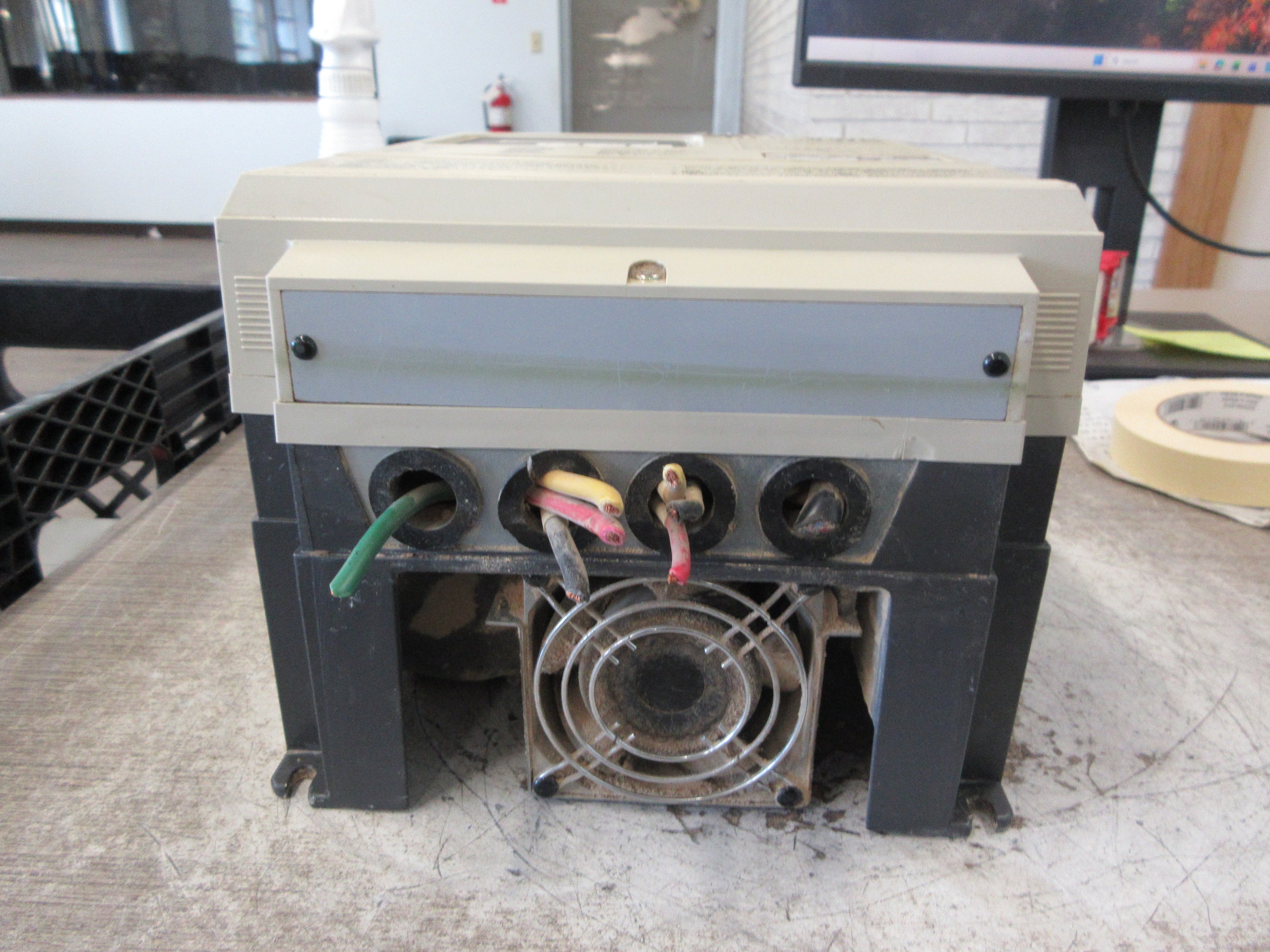 Hitachi HFC-VWG AC Drive VWG5.5LF3 5HP 3Ph Used