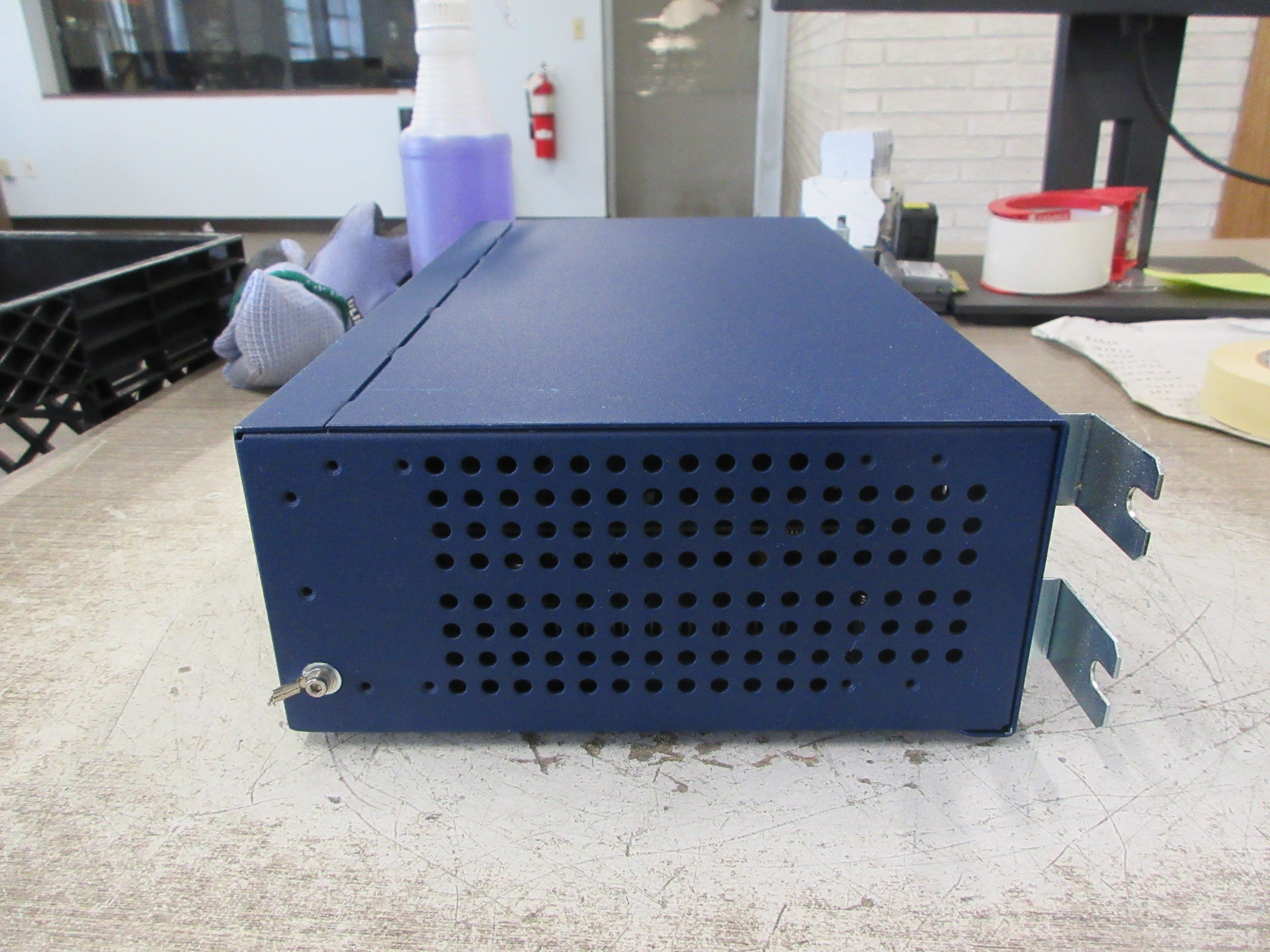 Adept Smart Controller CX 20000-310 Rev: R2 24VDC 5A Used