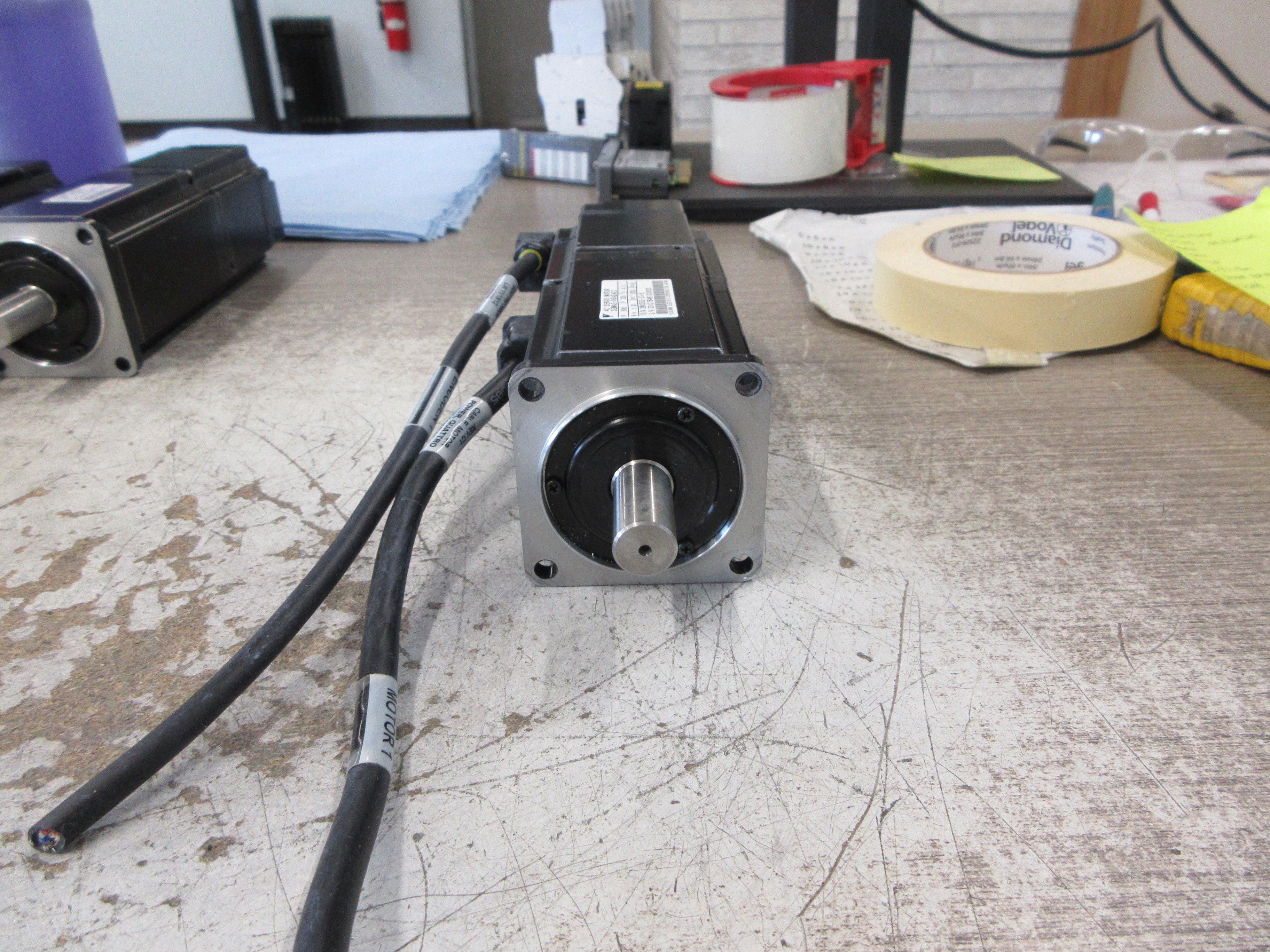 Yaskawa AC Servo Motor SGMAS-06A2A2C 600W 200V 4.3P 1.91 Nm 3000RPM Used