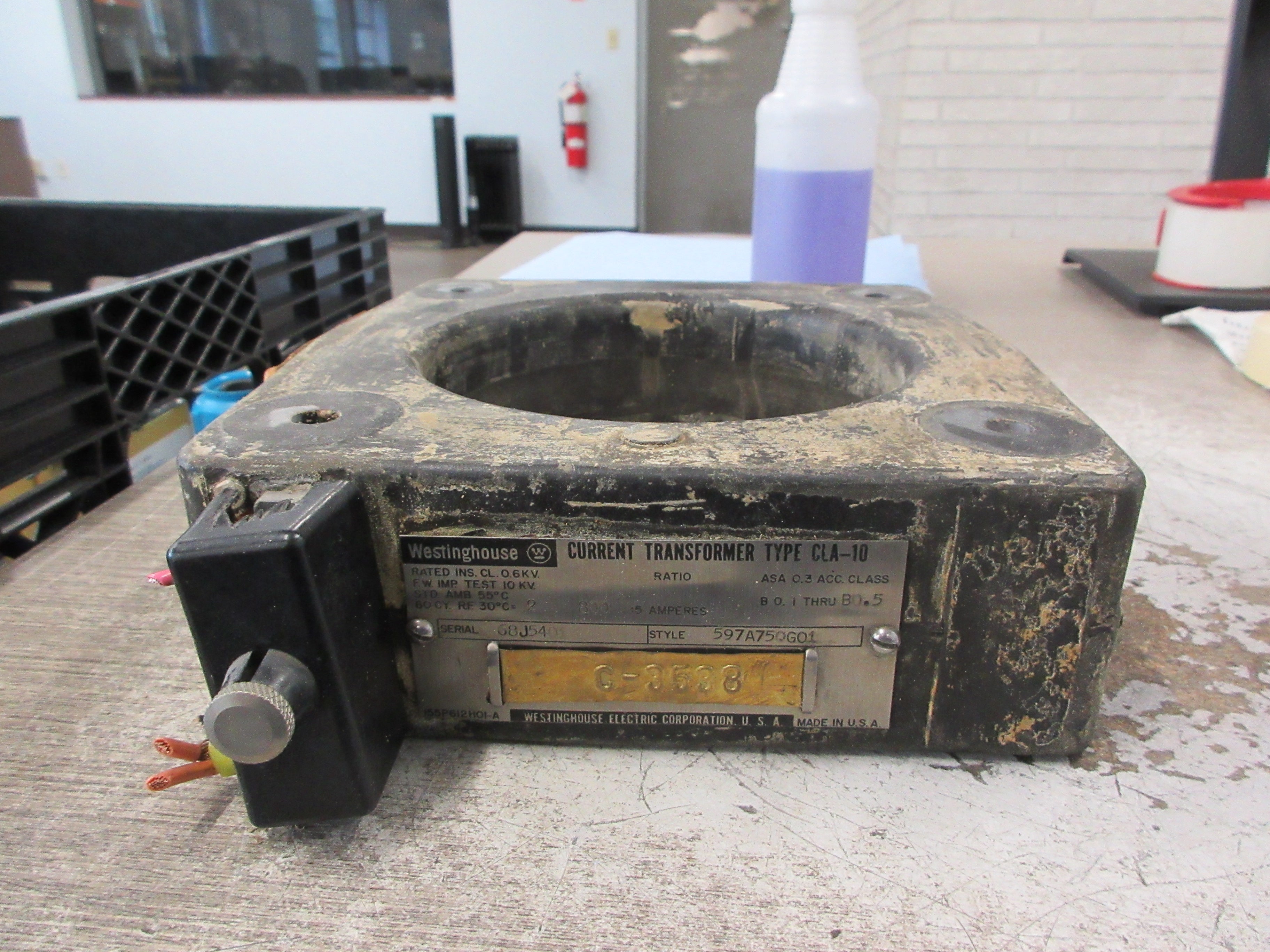 Westinghouse Type CLA-10 Current Transformer 597A750G01 Ratio 800:5A 600V Used