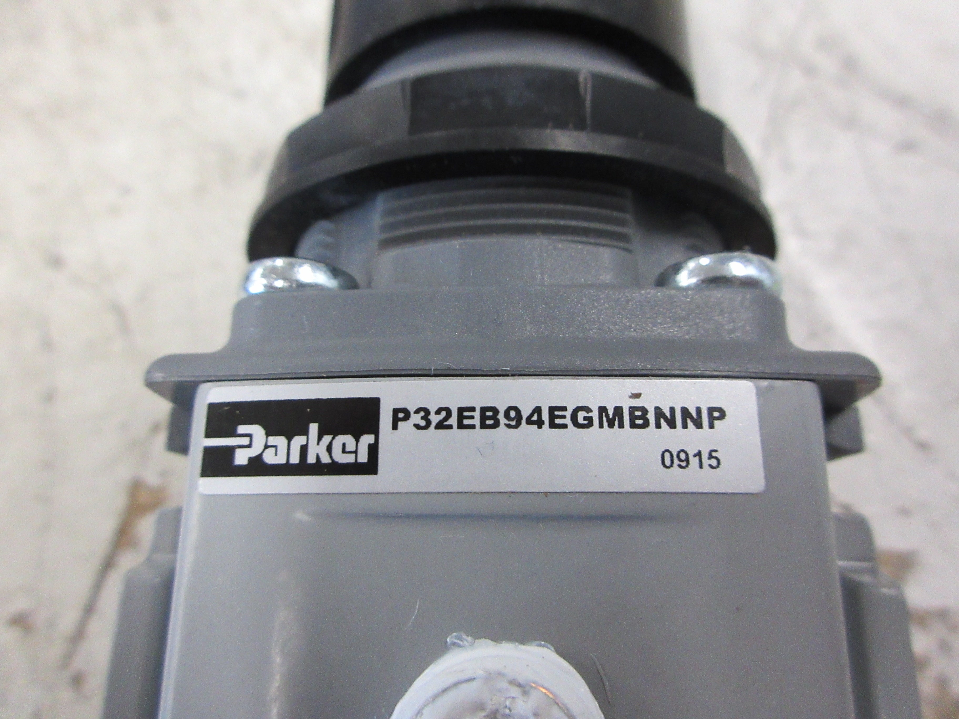 Parker Filter / Regulator P32EB94EGMBNNP Used