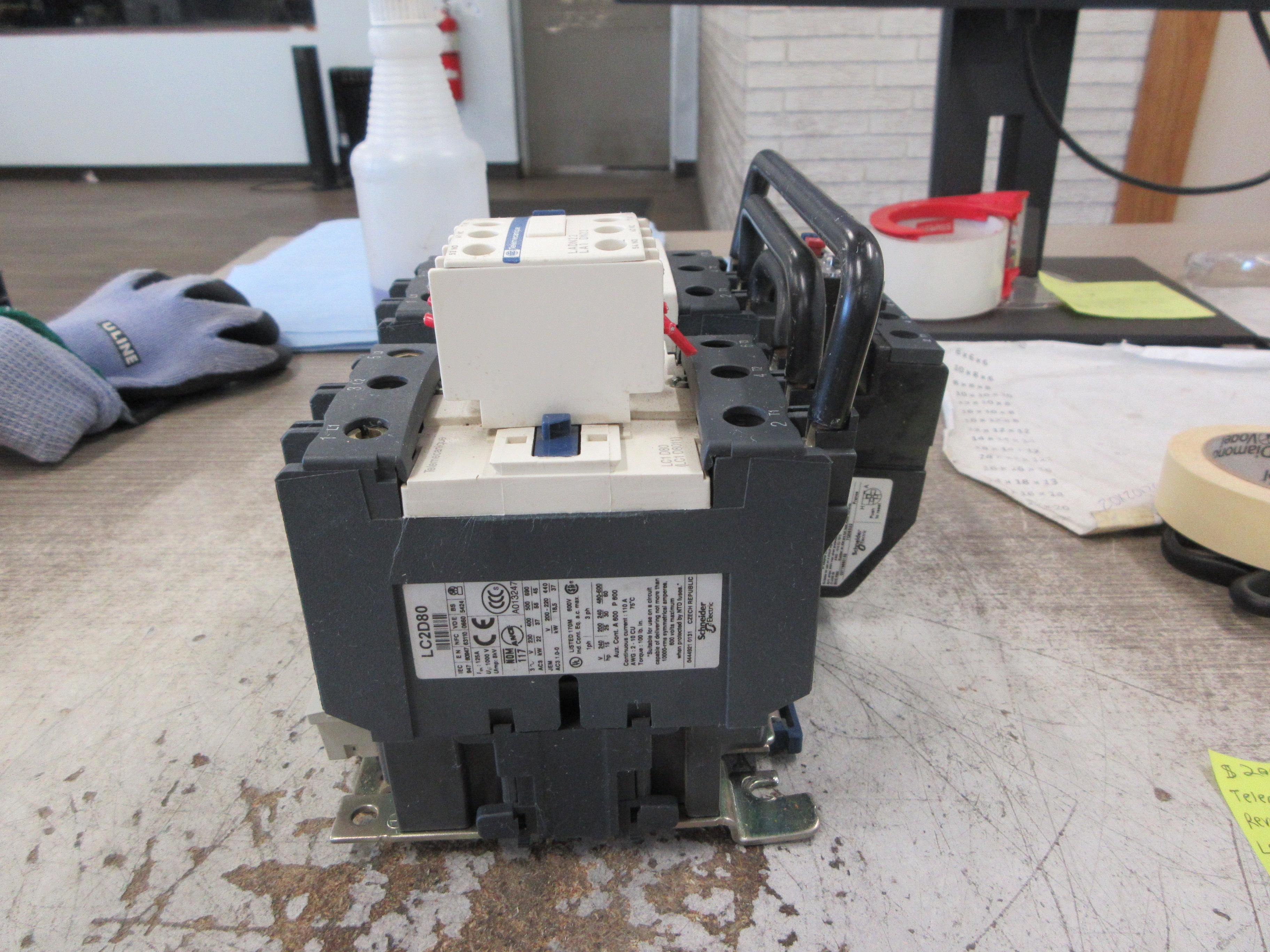 Telemecanique Reversing Starter LC1D8011 / LR2D3561 120V Coil Trip: 55-70A Used