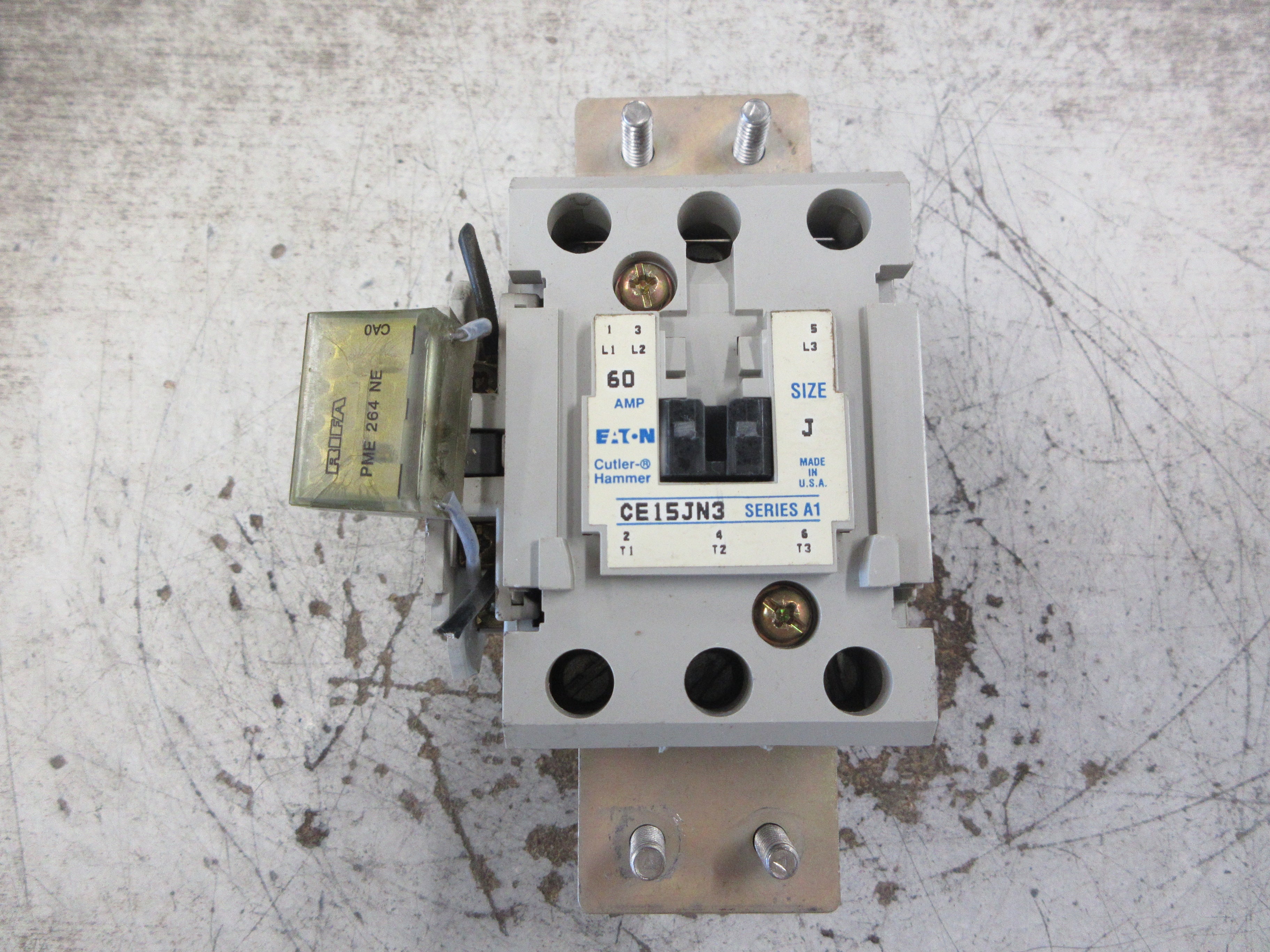 Eaton Size J Contactor CE15JN3 Ser. A1 120V Coil 60A (1) Aux Contact Used