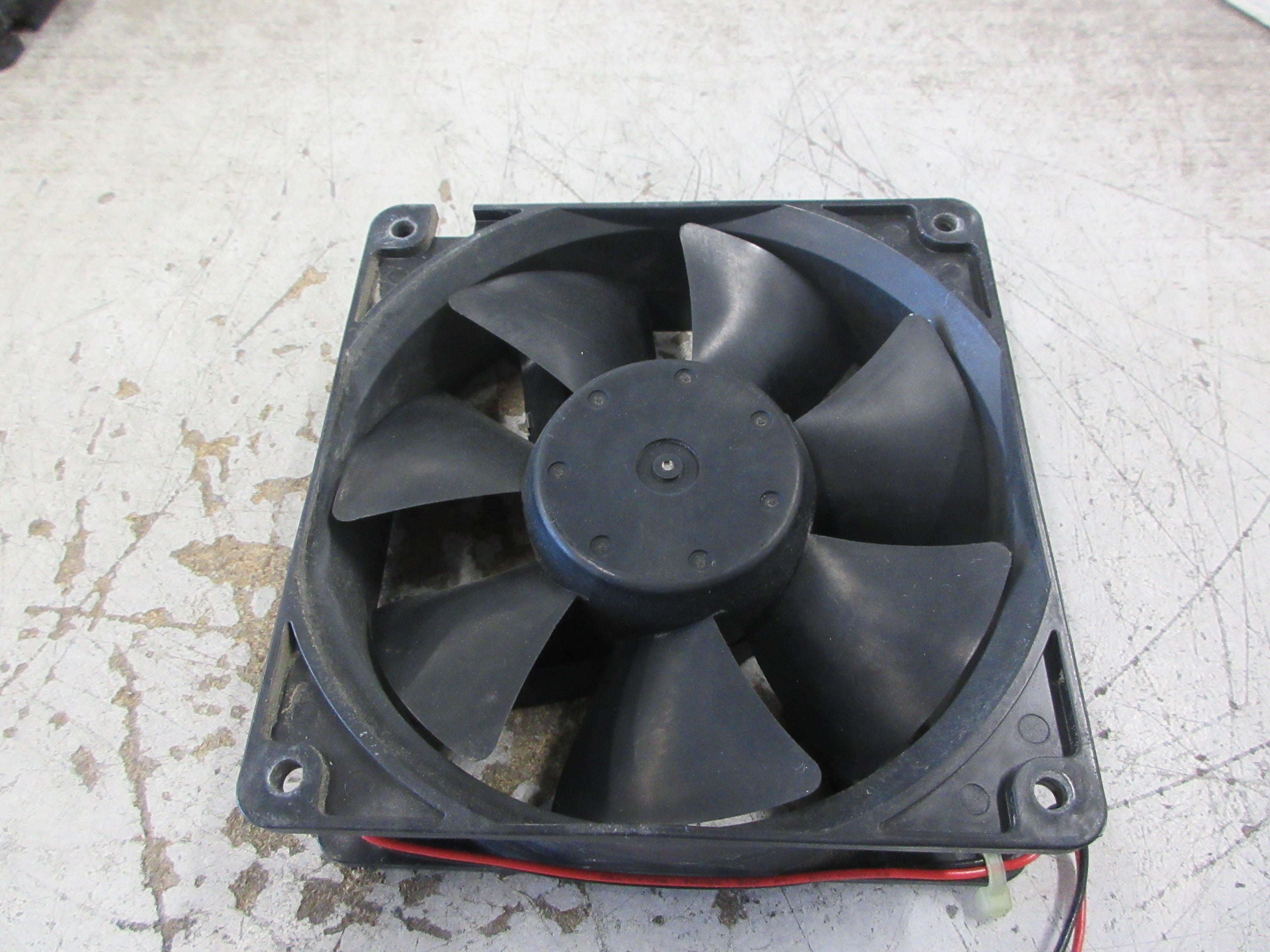 Minebea NMB-MAT Axial Fan 4715KL-05W-B40 24VDC 0.46A Used
