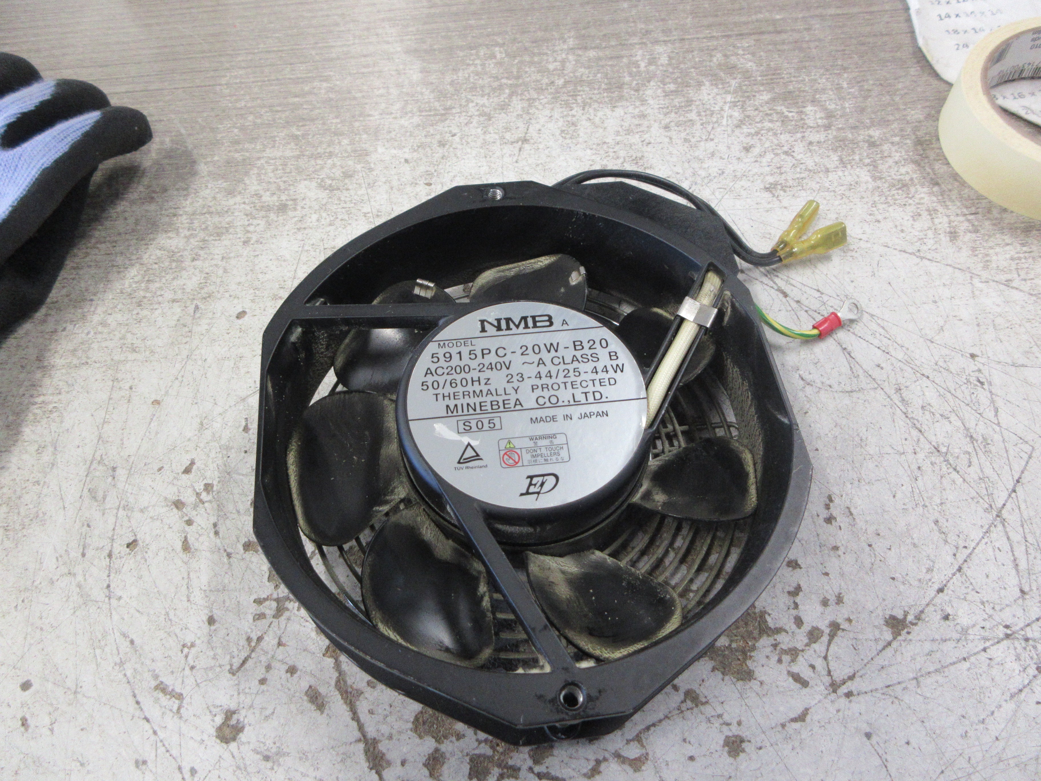 Minebea NMB Axial Fan 5915PC-20W-B20 200-240V 50/60Hz W/Grille Used