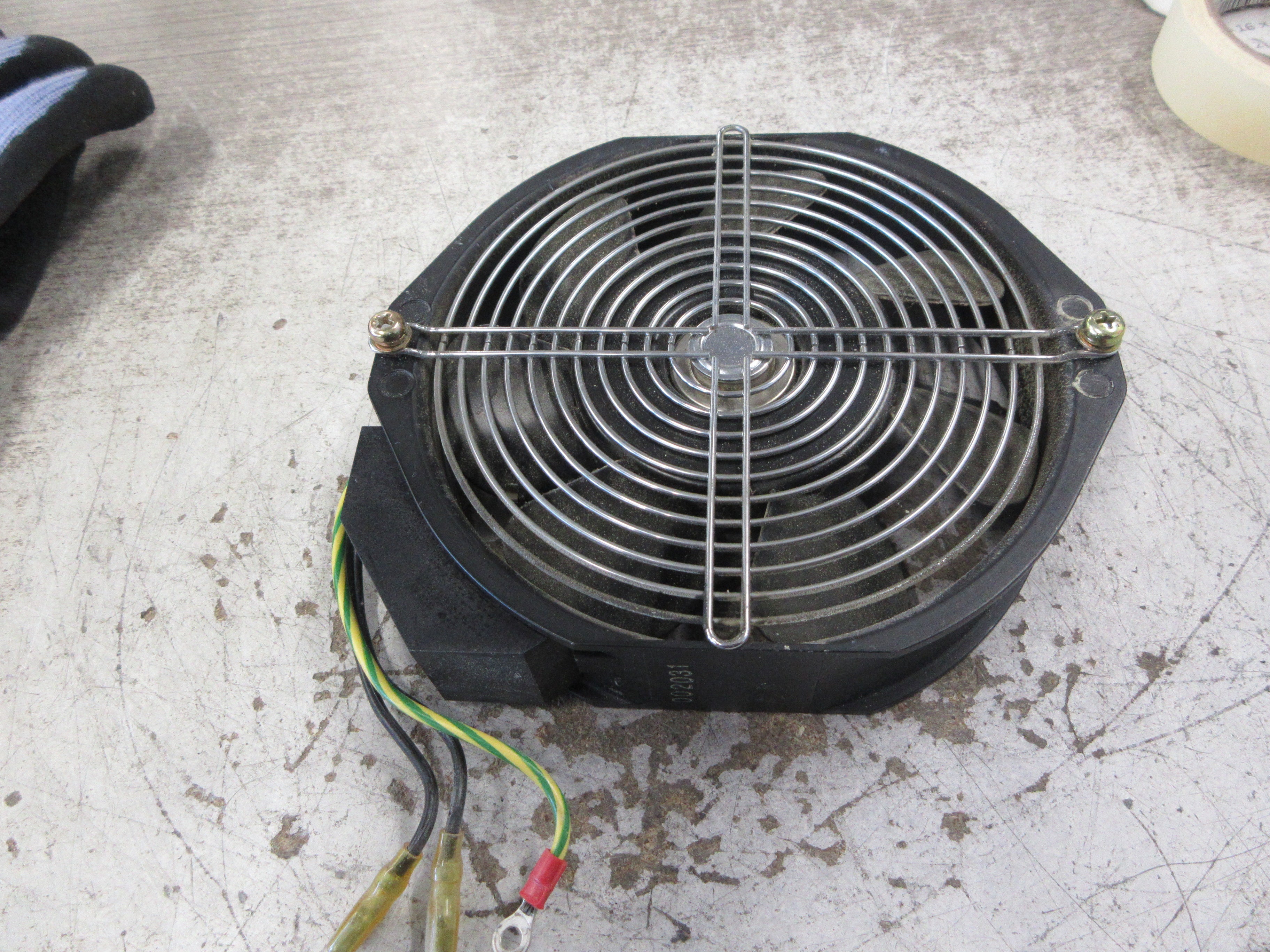 Minebea NMB Axial Fan 5915PC-20W-B20 200-240V 50/60Hz W/Grille Used