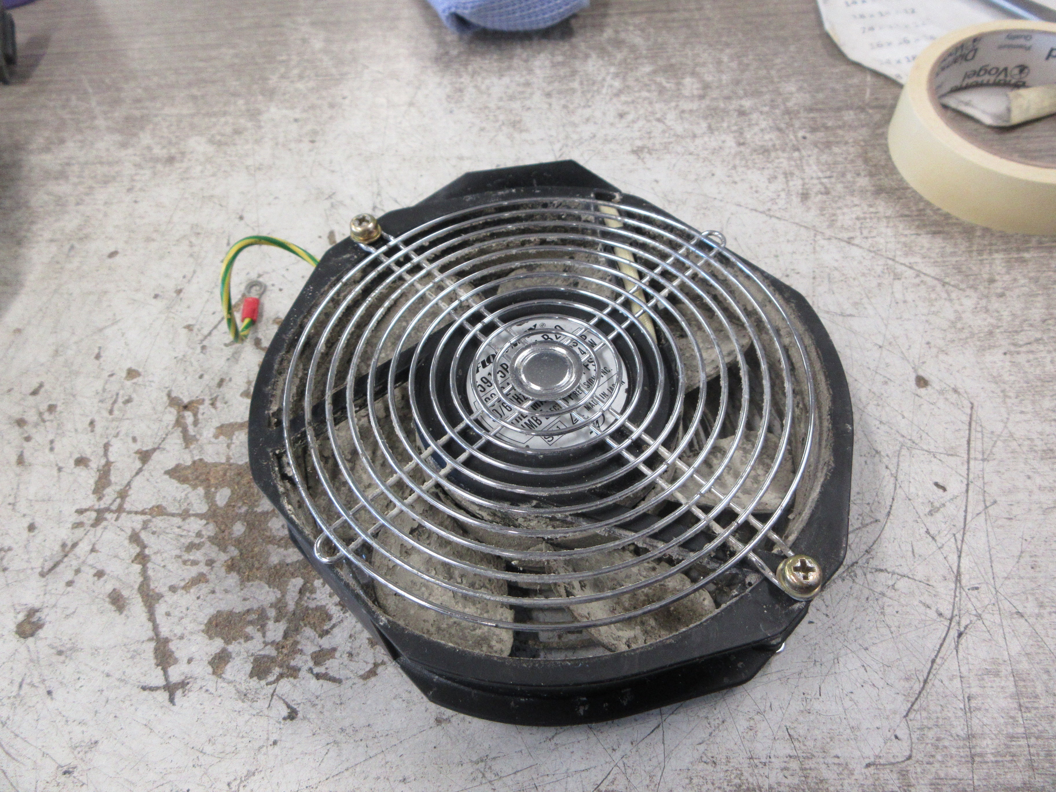 NMB Flowmax Axial Fan 5915PC-20W-B20 200-240V 50/60Hz (2) Grilles Used