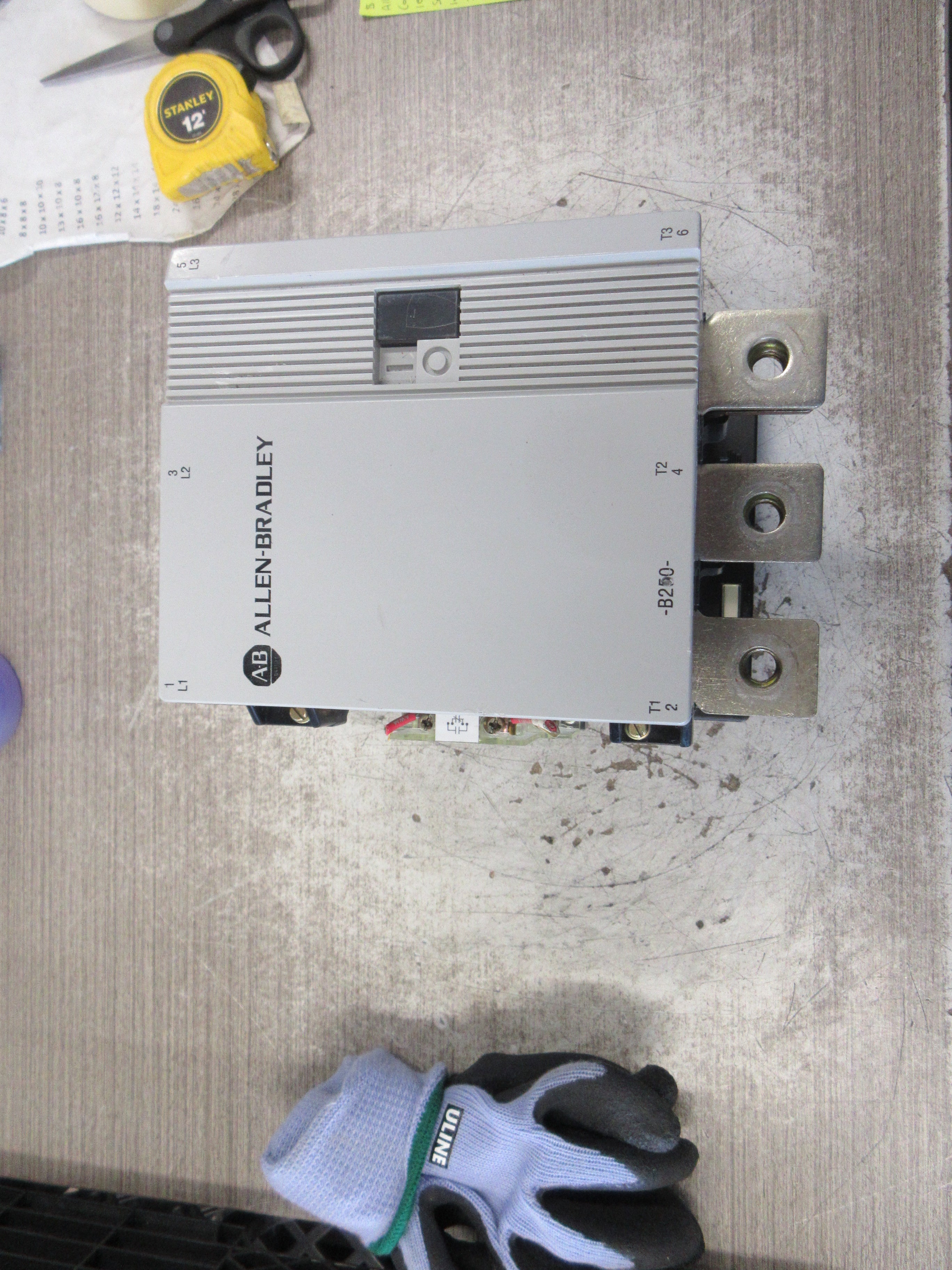 Allen-Bradley Contactor 100-B250N*3 Ser. B 120V Coil 250A 600V Used