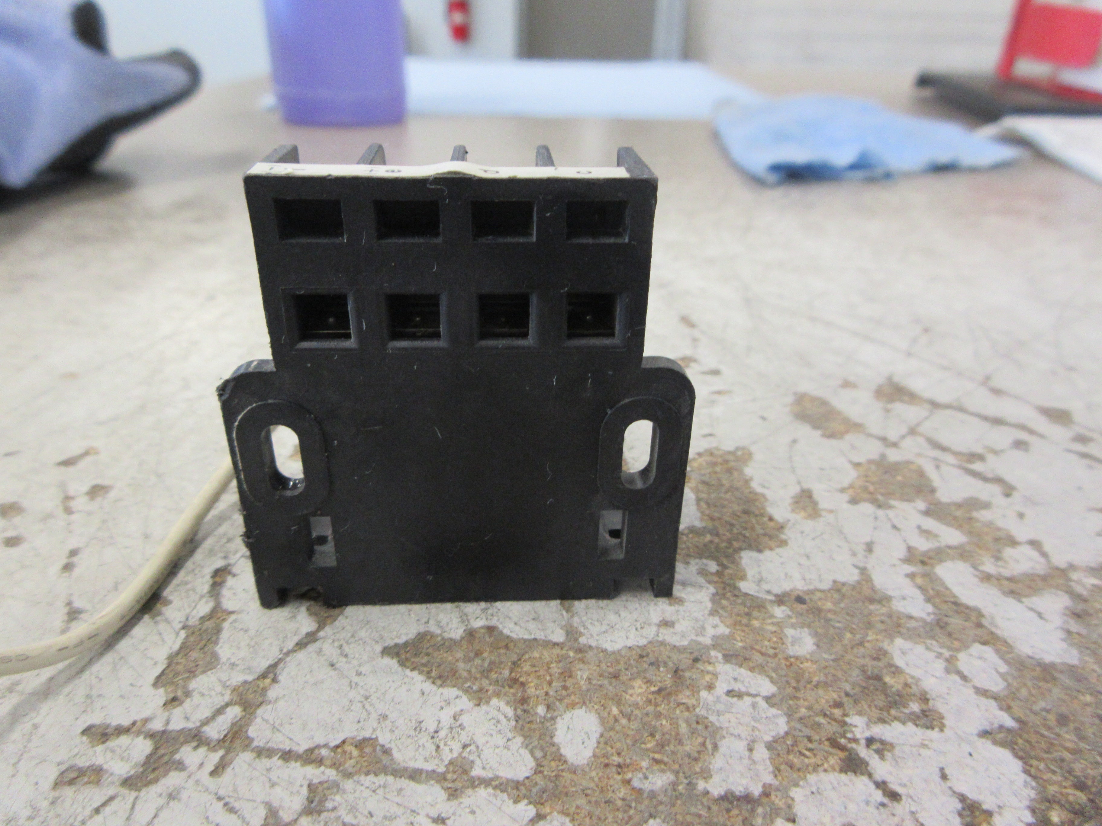 Yaskawa Coil Drive Unit TCU-500U Input: 24VDC Output: 250VAC Used