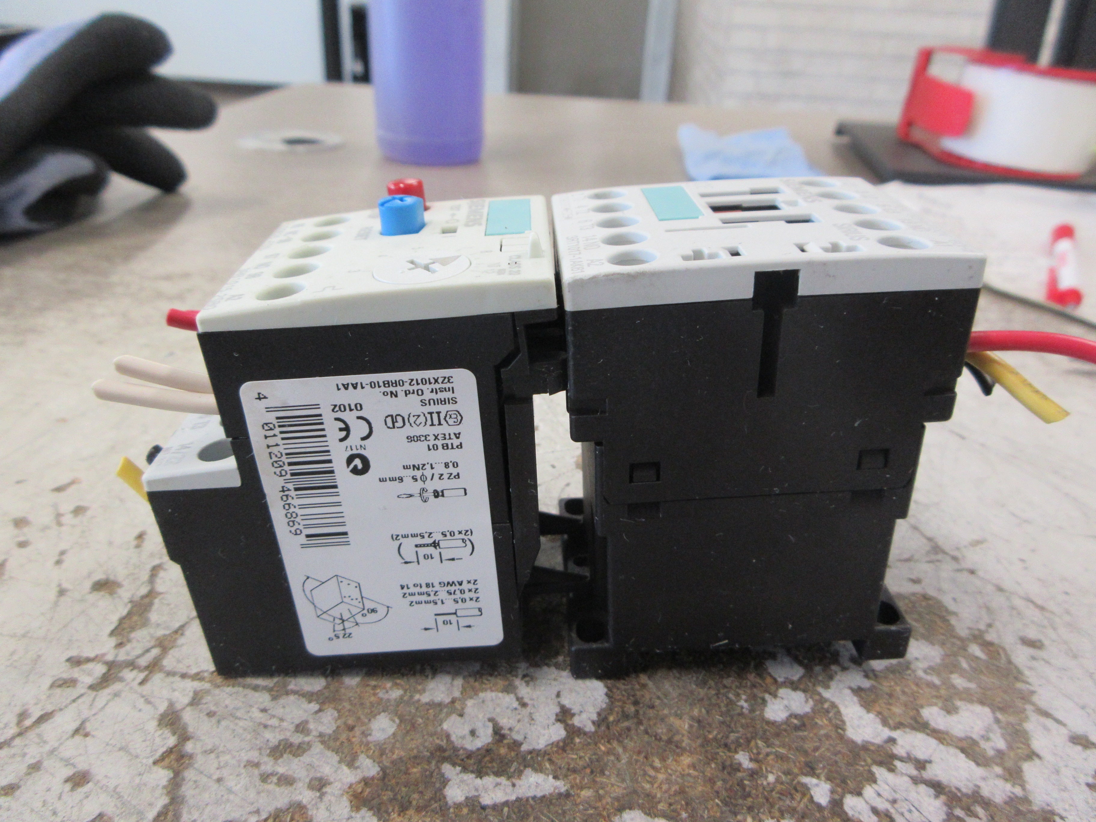 Siemens Sirius Starter 3RT1017-1AK61 / 3RB1015-2SB0 110V Coil Trip: 3-12A Used