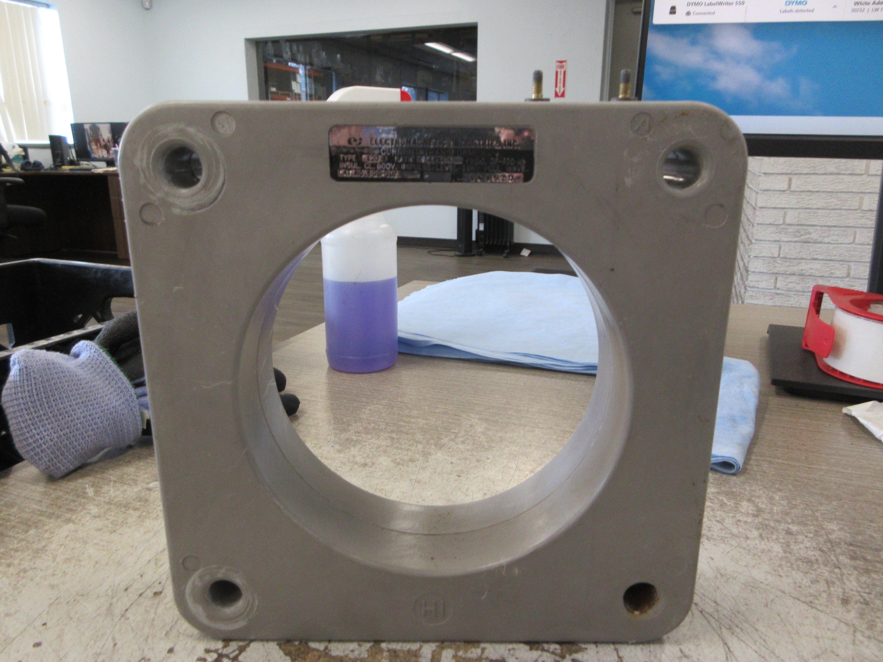 Electromagnetic Industries Current Transformer 120-302 Ratio 3000:5A 600V Used