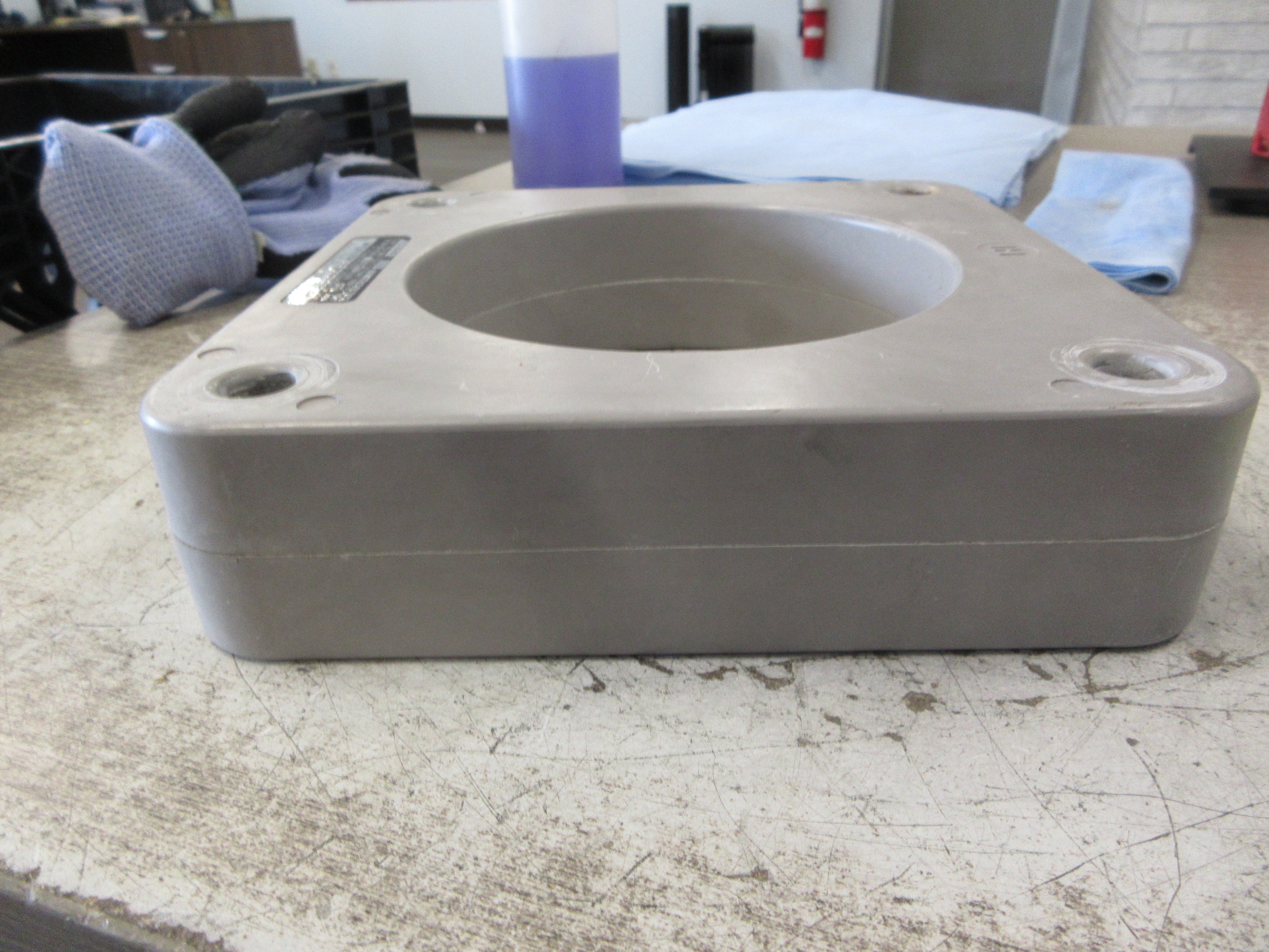 Electromagnetic Industries Current Transformer 120-302 Ratio 3000:5A 600V Used