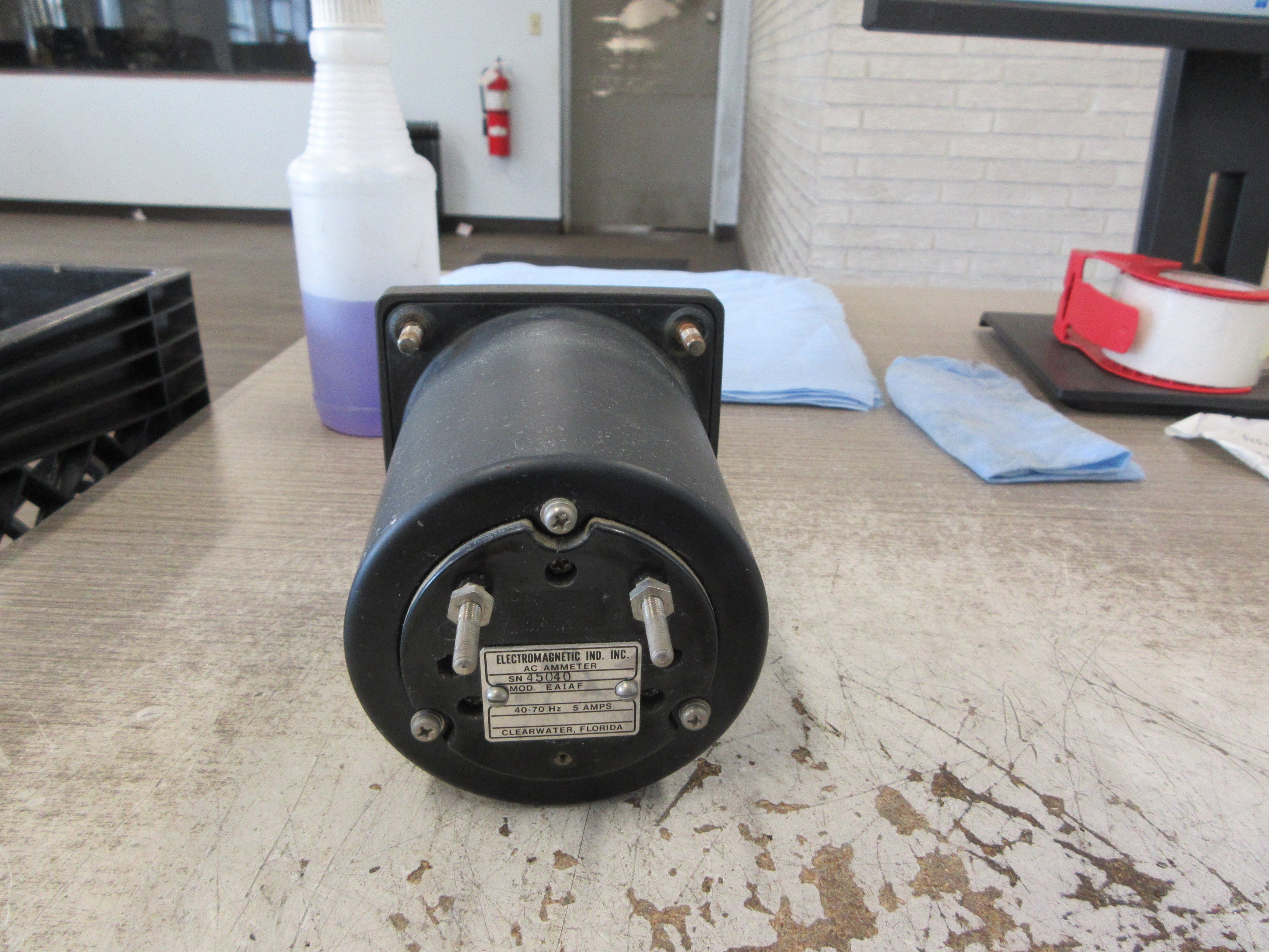 Square D AC Ammeter EAIAF Range: 0-3000A Used