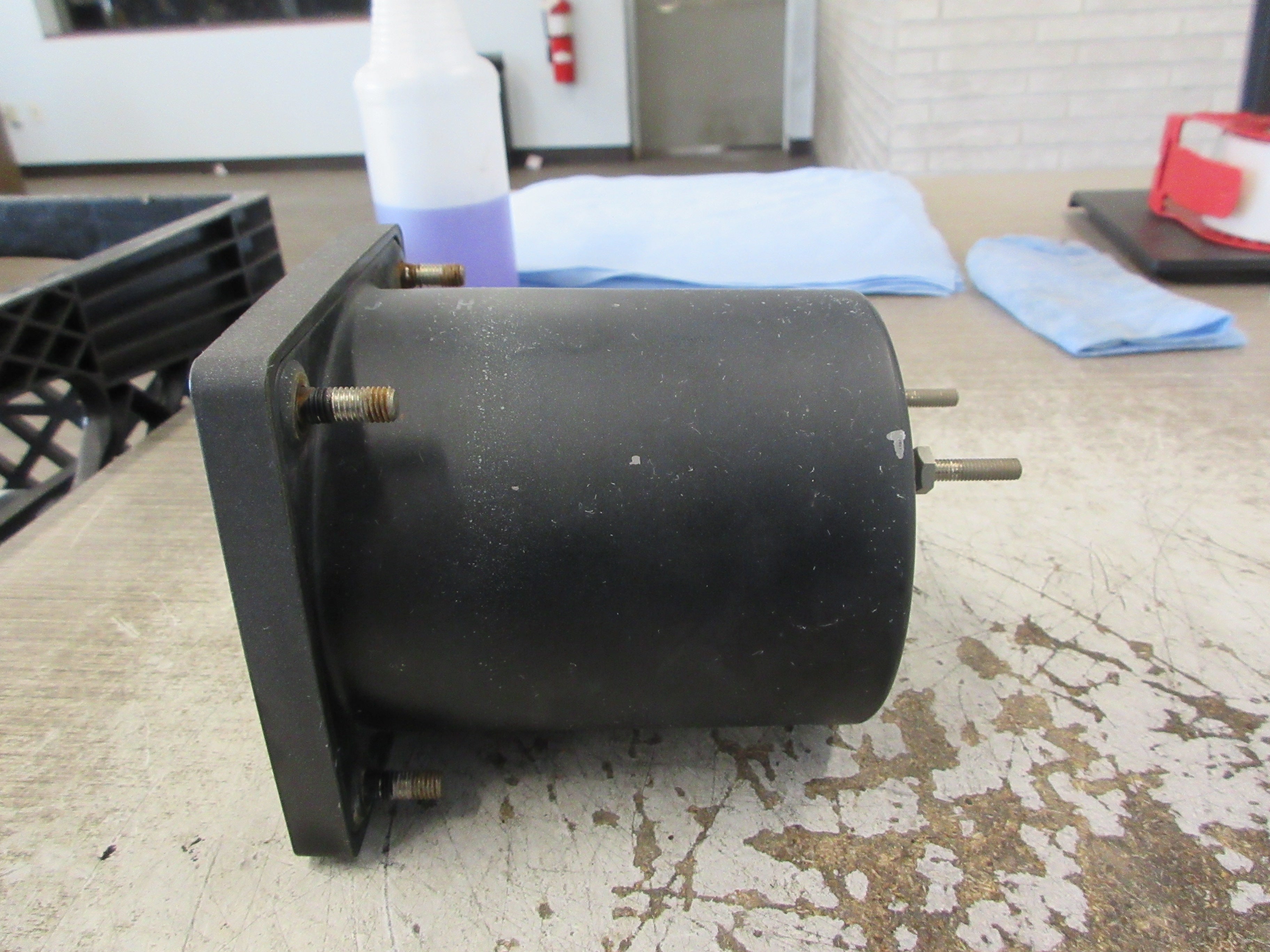 Square D AC Ammeter EAIAF Range: 0-3000A Used