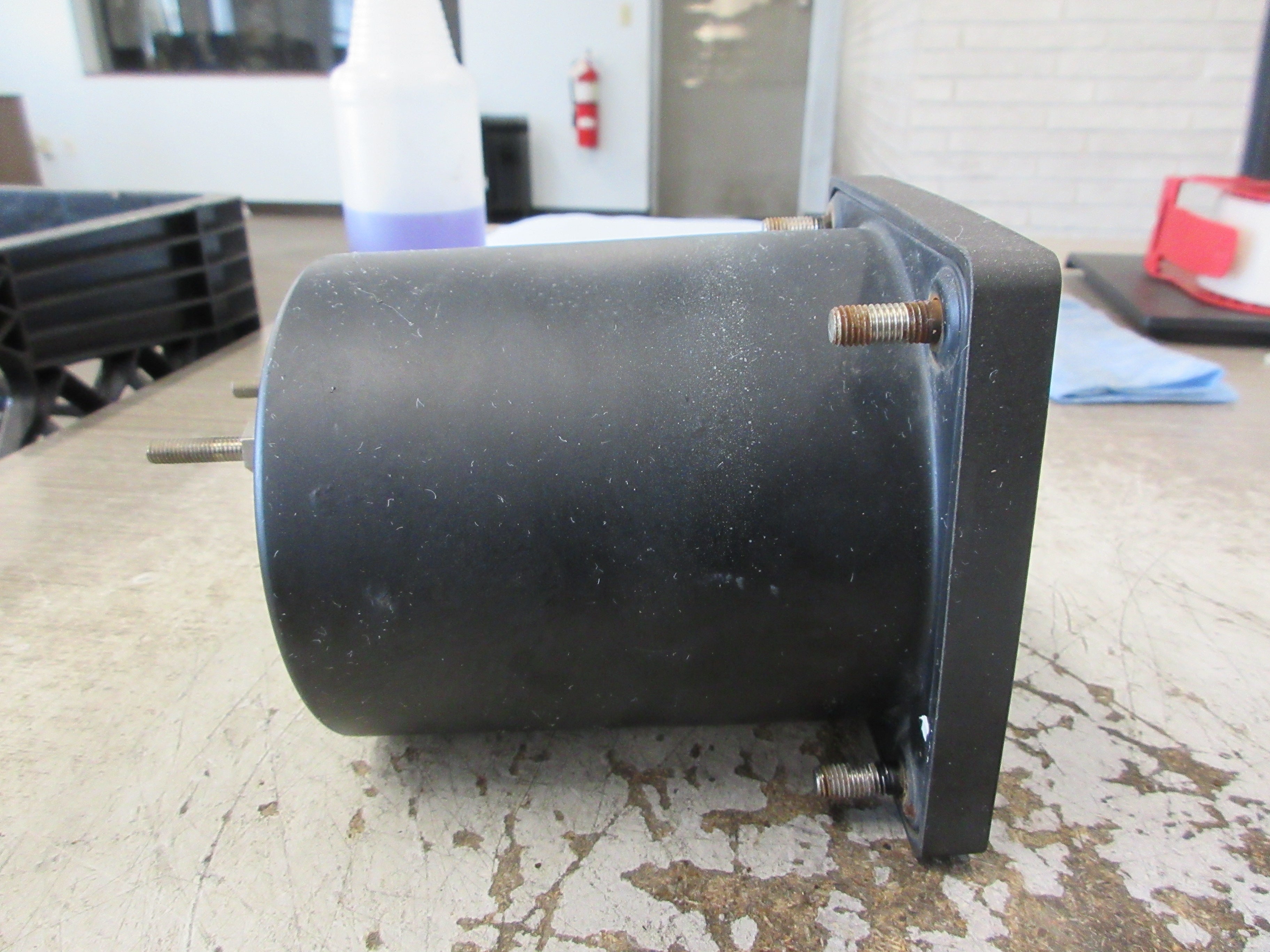 Square D AC Ammeter EAIAF Range: 0-3000A Used