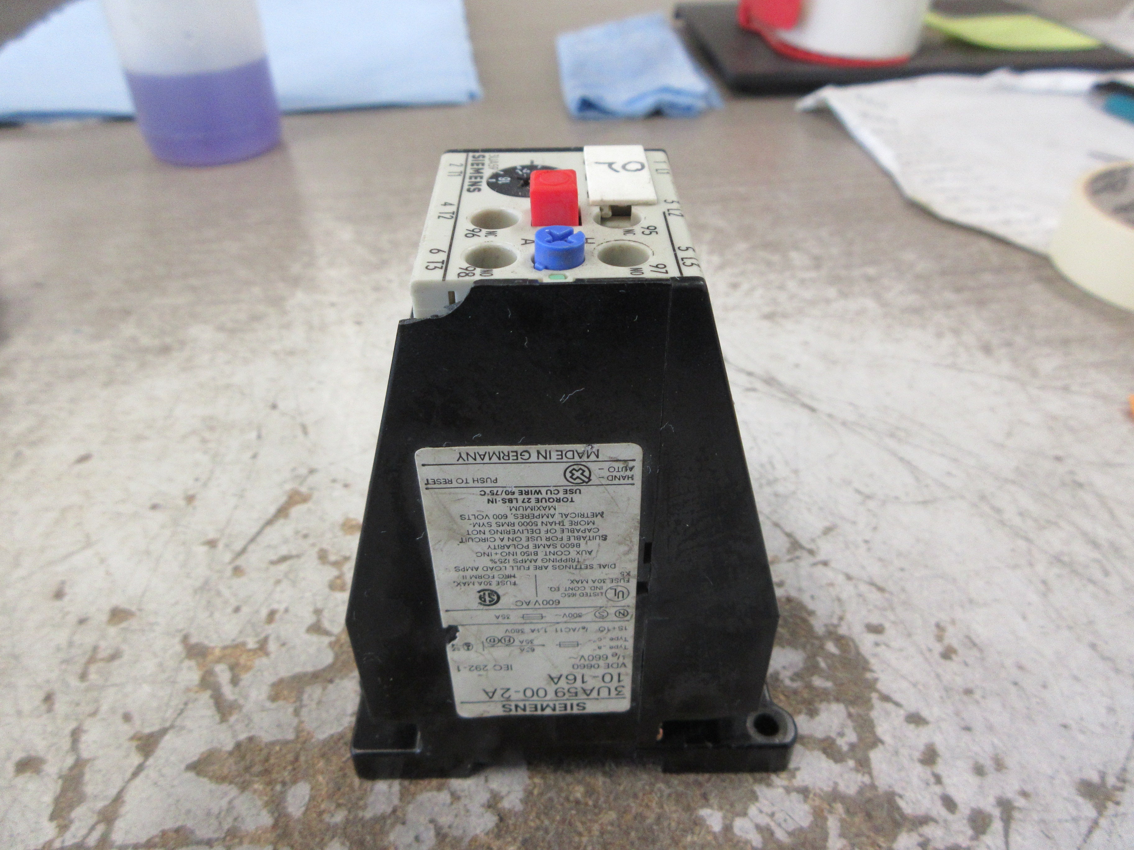 Siemens Solid State Overload 3UA59 00-2A Trip: 10-16A *Chipped Corner* Used