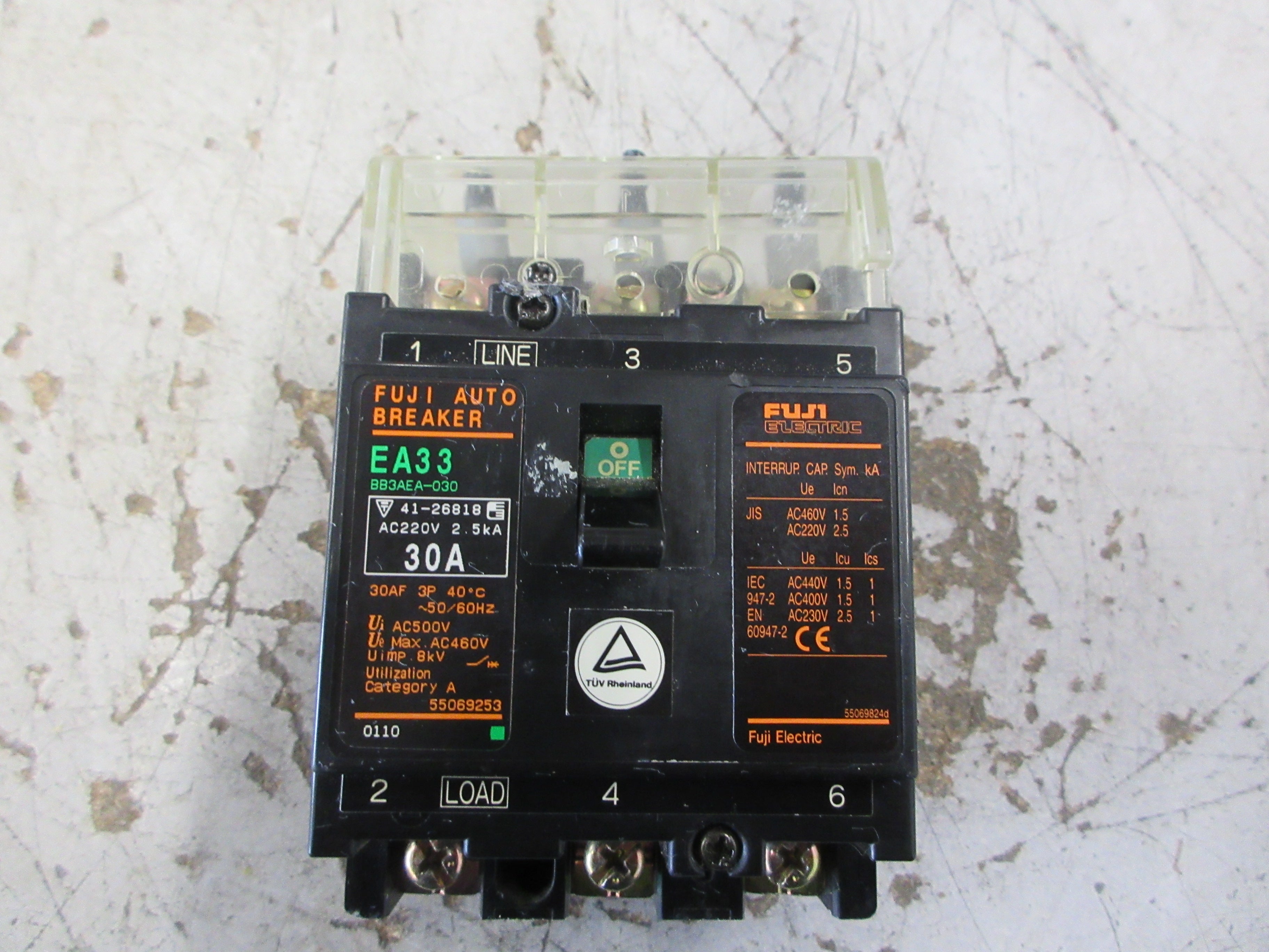 Fuji Electric Circuit Breaker EA33 30A 460V 3P (1) Terminal Cover Used