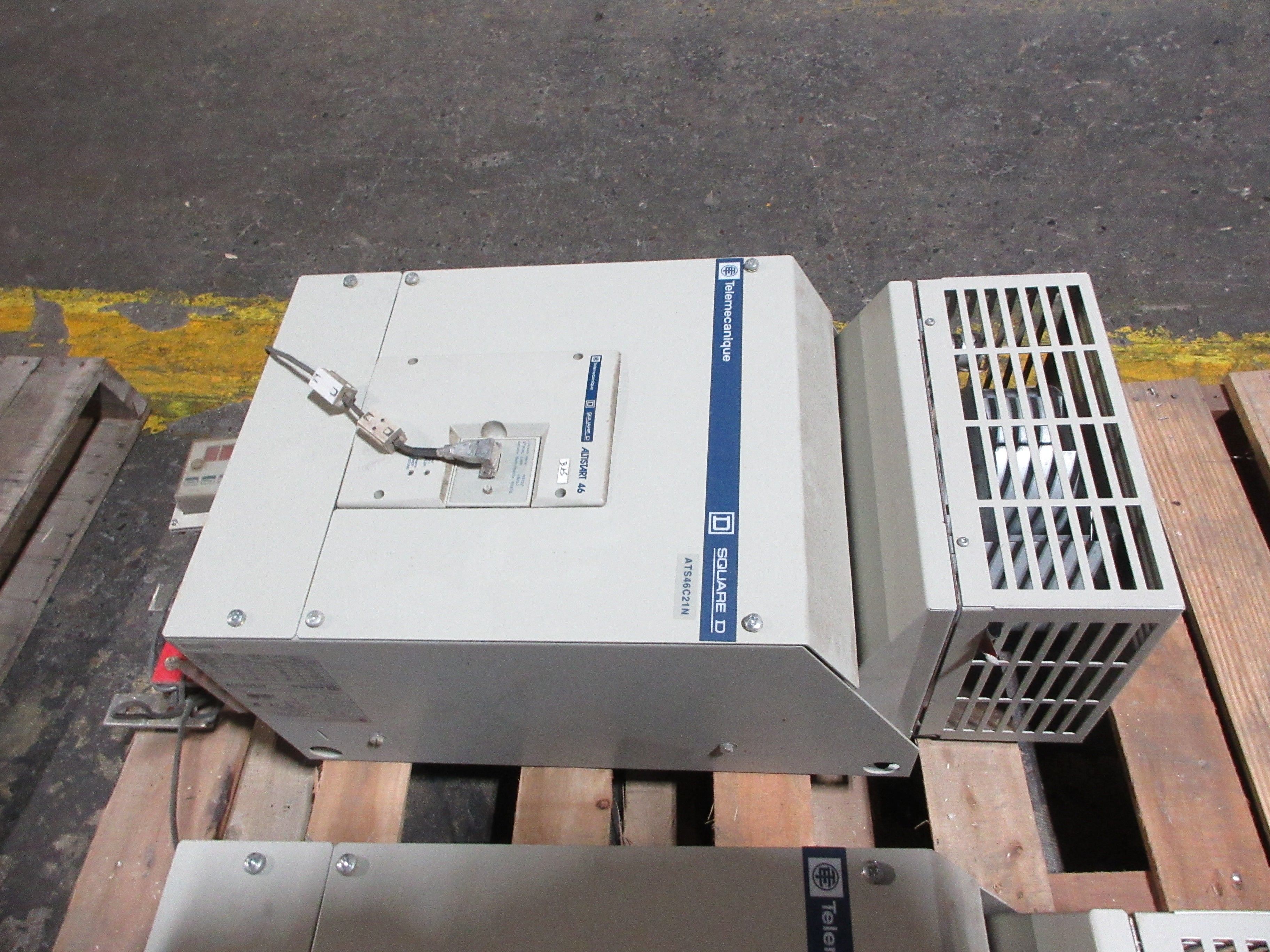 Square D Altivar 46 Soft Start ATS46C21N 150HP 460V 190A 50/60Hz Used