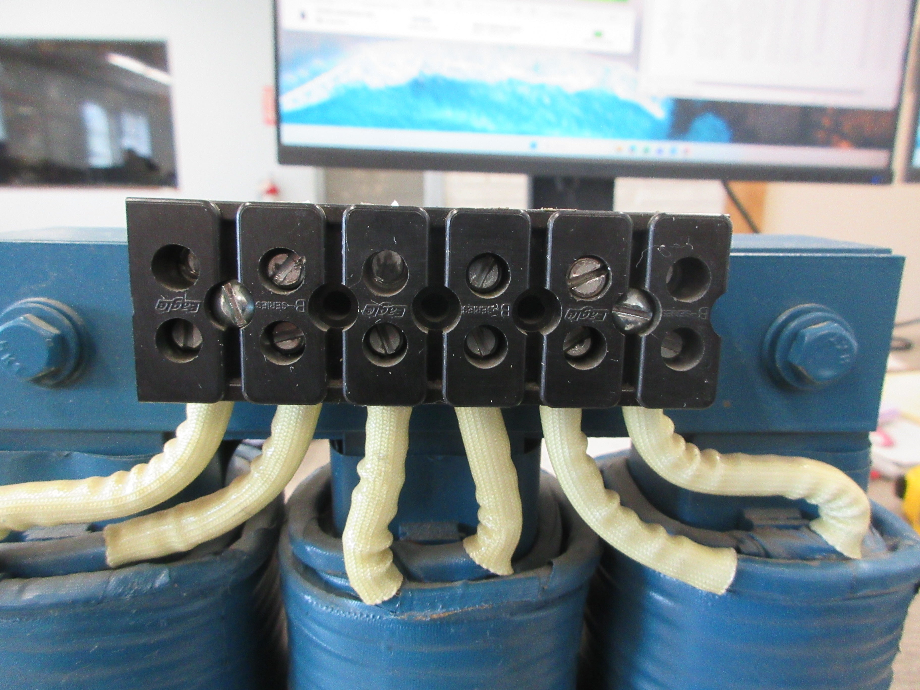 MTE 3Ph Line Reactor RL-05502 0.5mH 55A 600V 50/60Hz Used