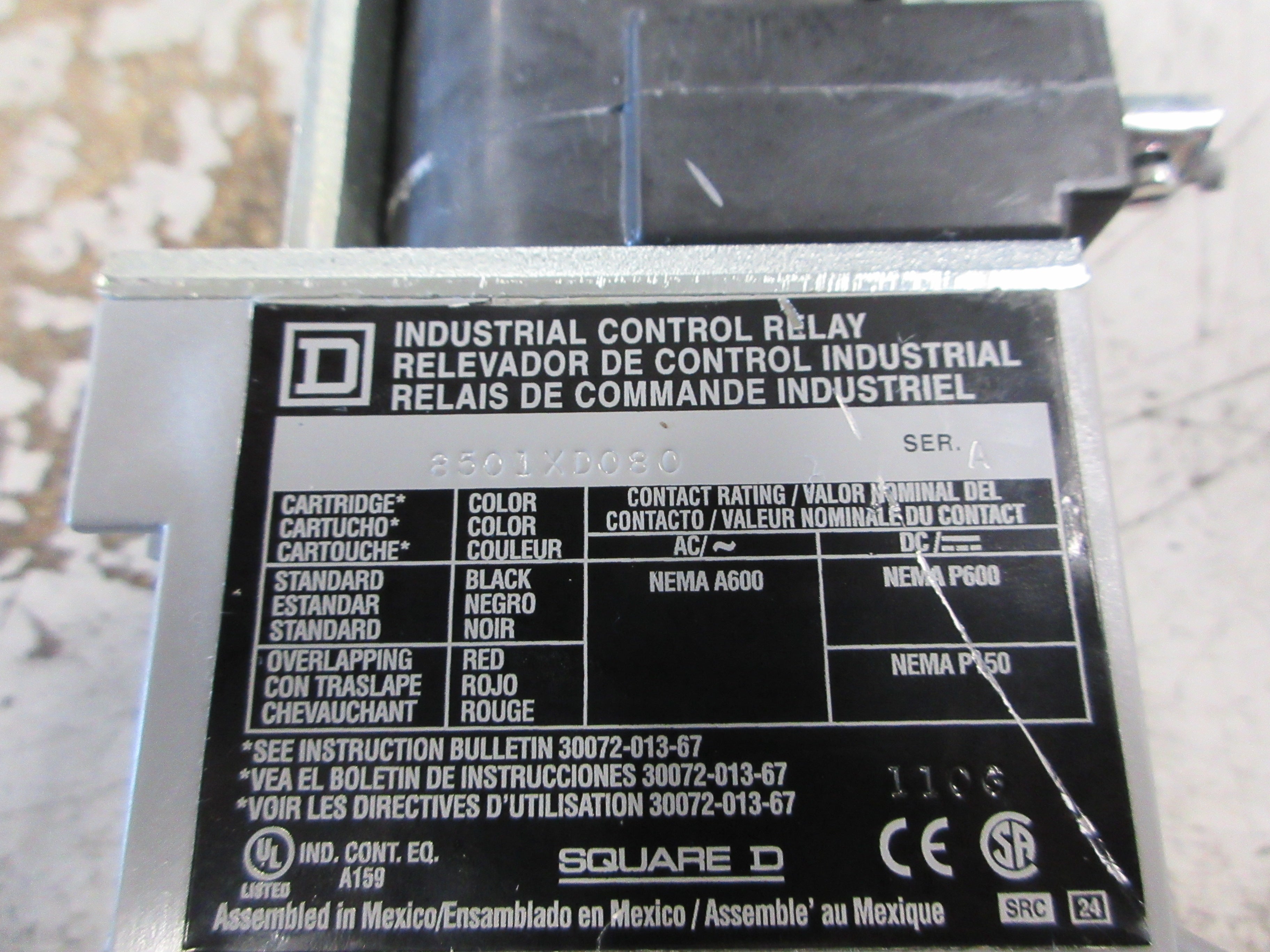 Square D Industrial Control Relay 8501XD080 115/125VDC Coil Ser. A Used