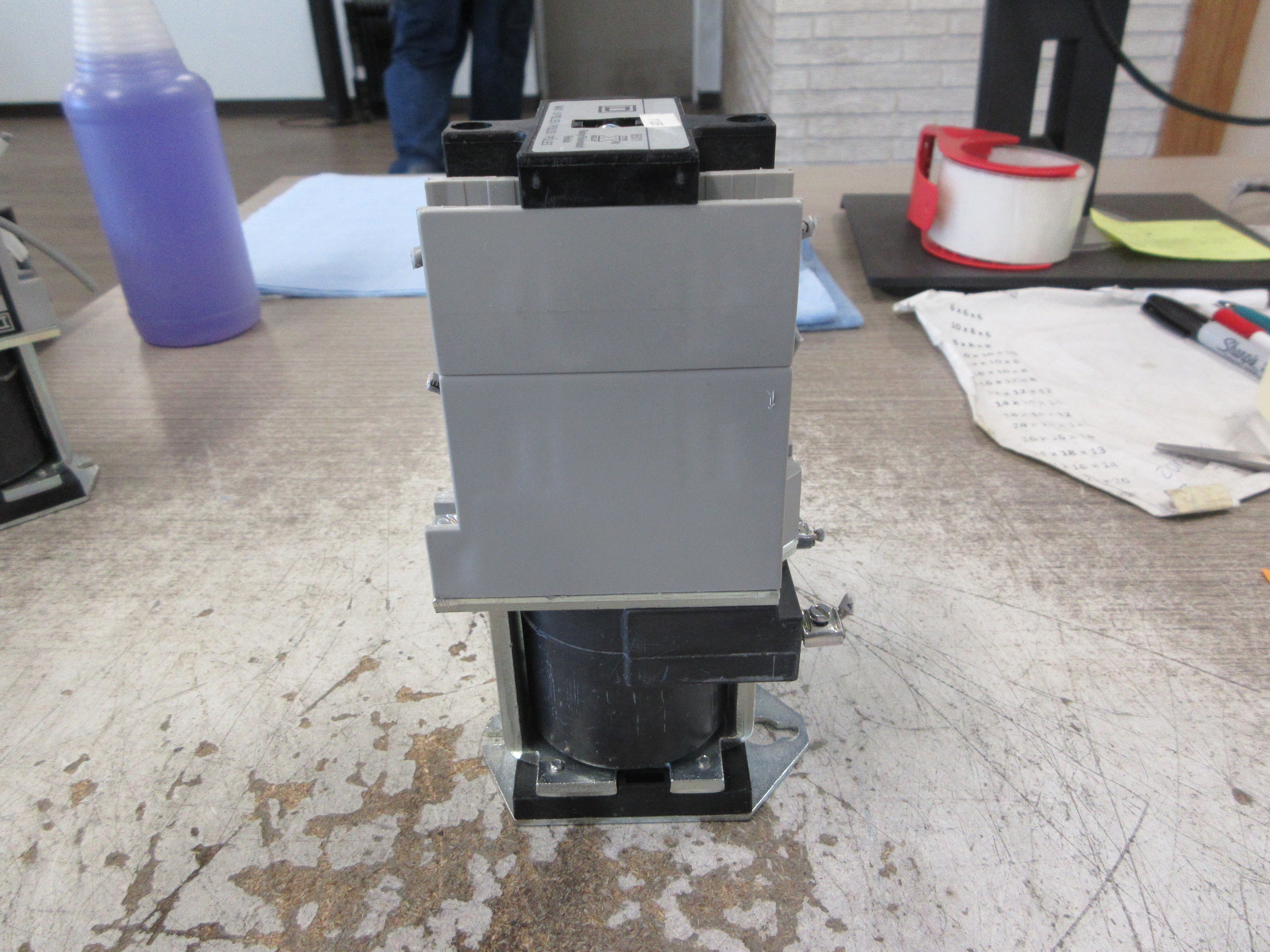 Square D Industrial Control Relay 8501XD080 115/125VDC Coil Ser. A Used