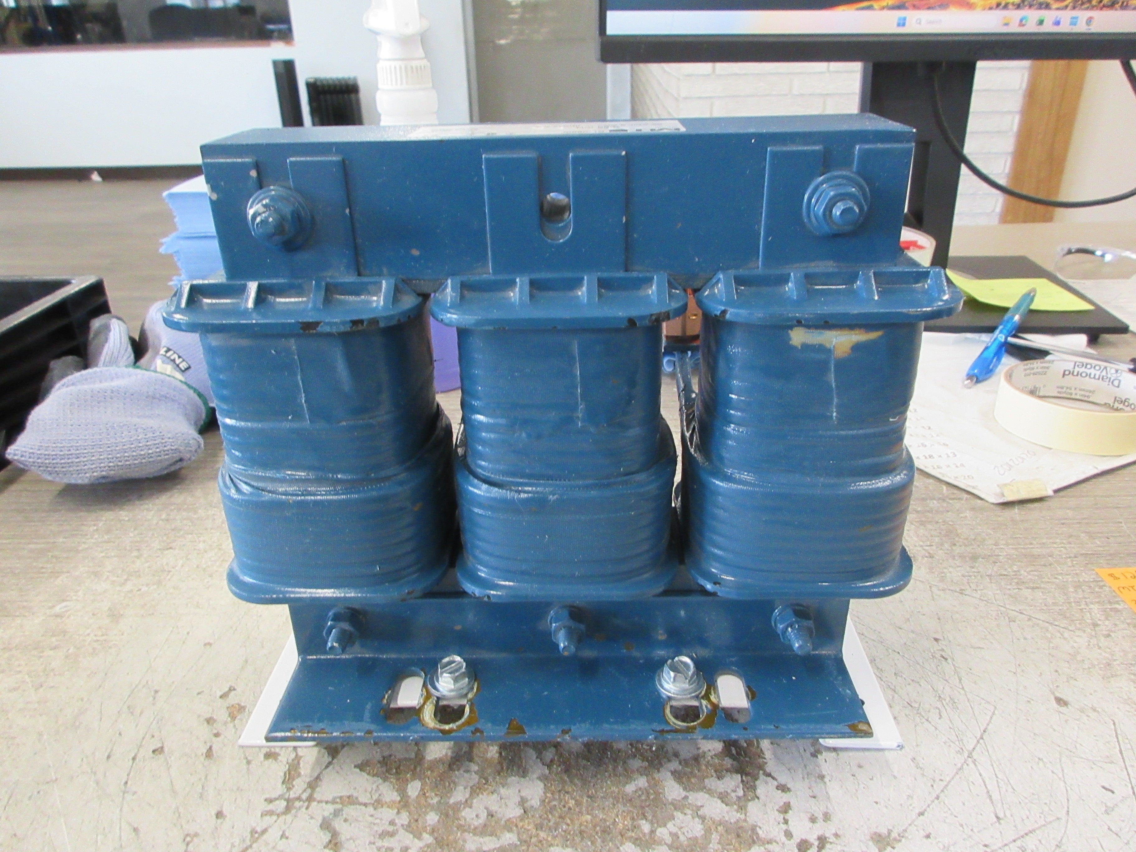 MTE 3Ph Line Reactor RL-05502 55A 0.50mH 690V 50/60Hz W/Mounting Plate Used