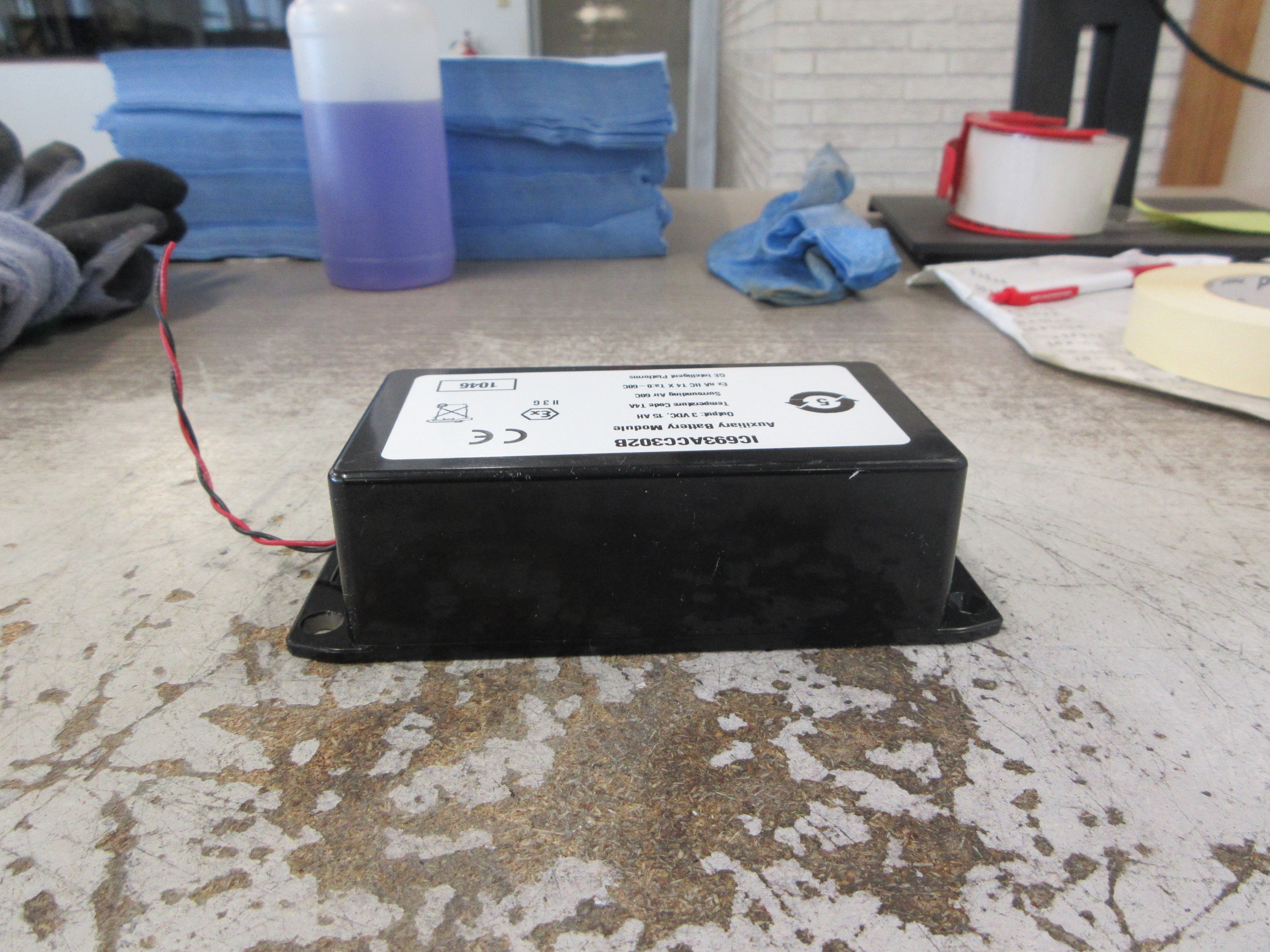 GE Auxiliary Battery Module IC693ACC302B 3VDC 15AH Used