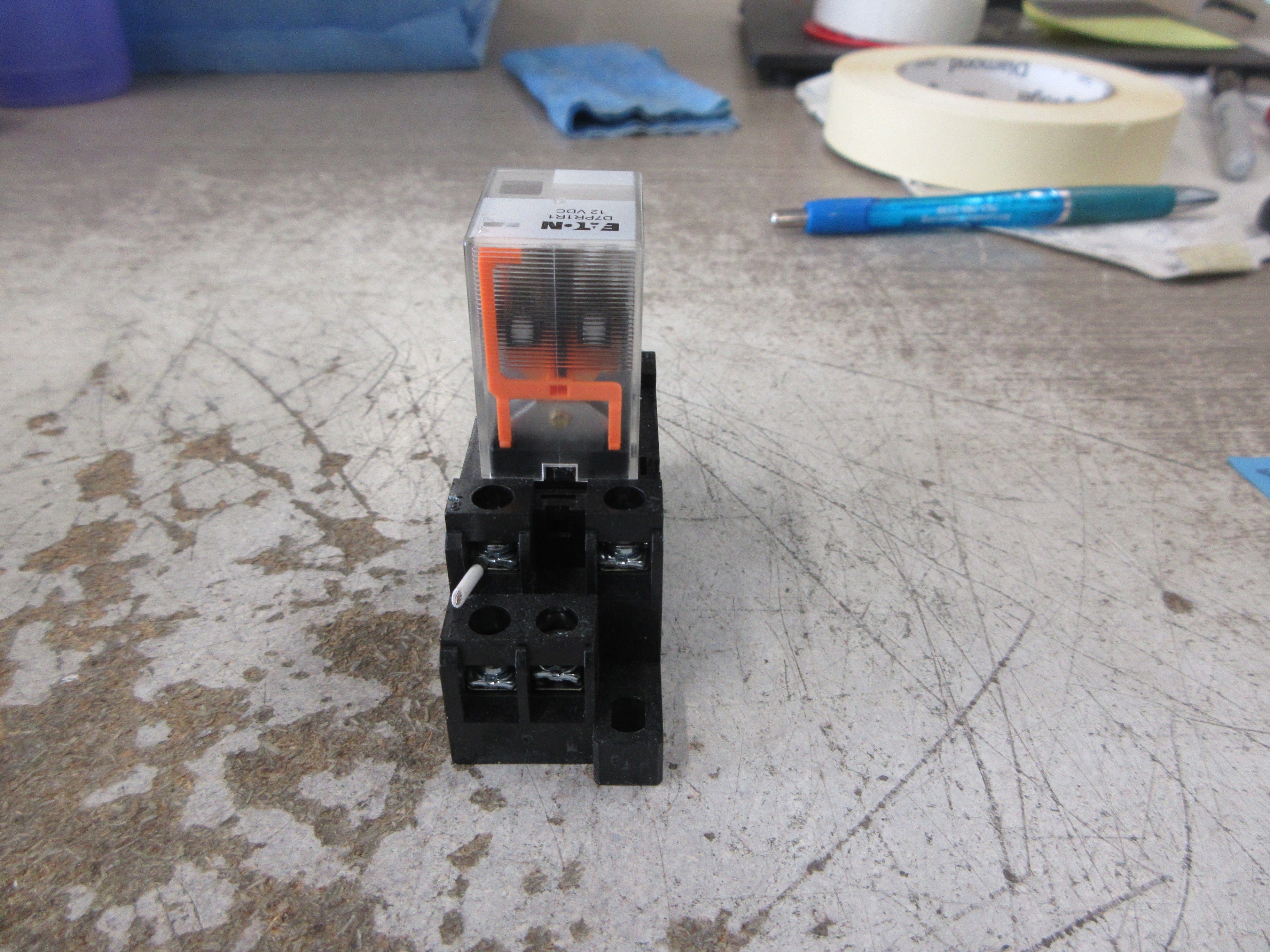Eaton Relay D7PR1R1 12VDC Coil W/Base Used