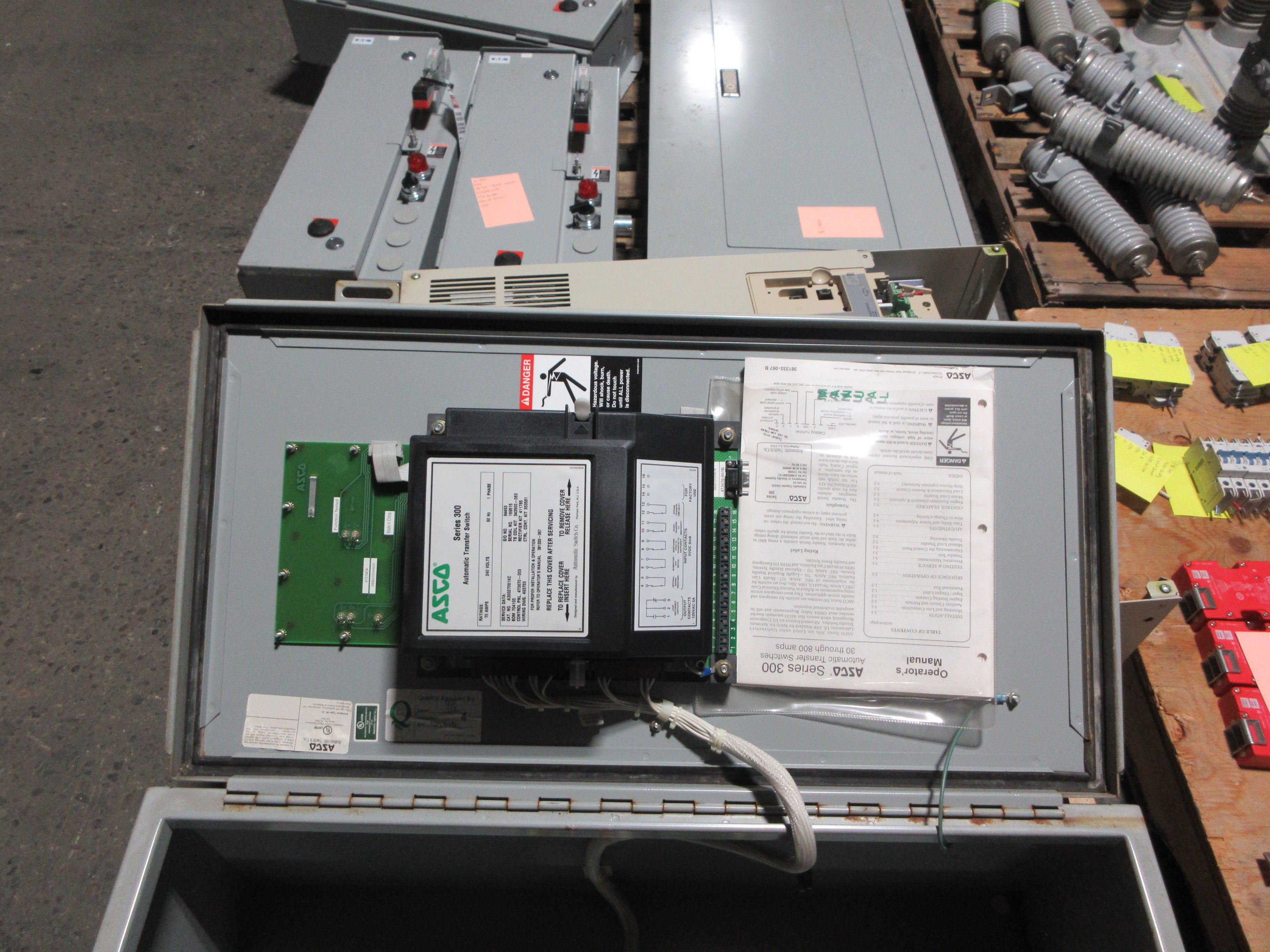 Asco Series 300 3R Automatic Transfer Switch A30027061XC 70A 240V 60Hz 1Ph Used