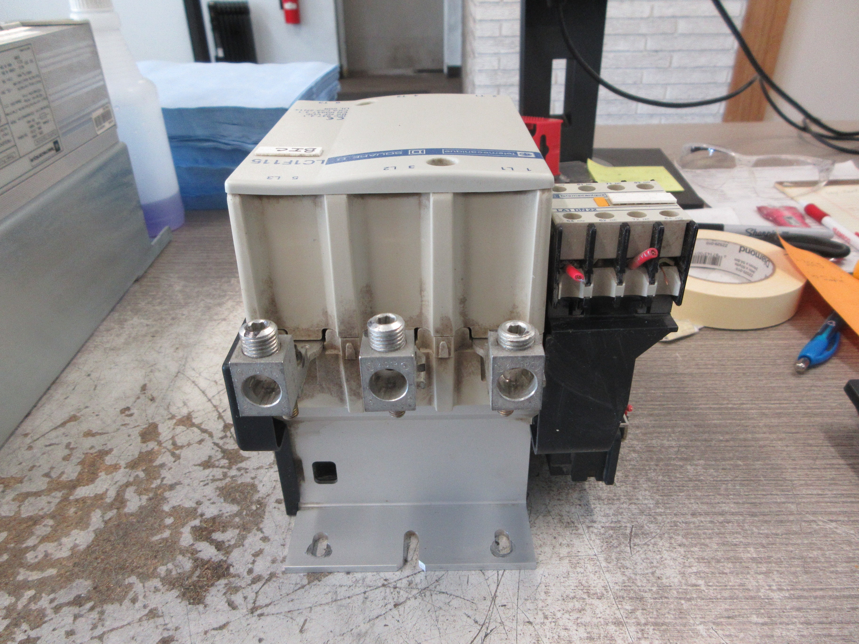 Telemecanique Contactor LC1F115 115-120V Coil w/ Aux Contact Block Used