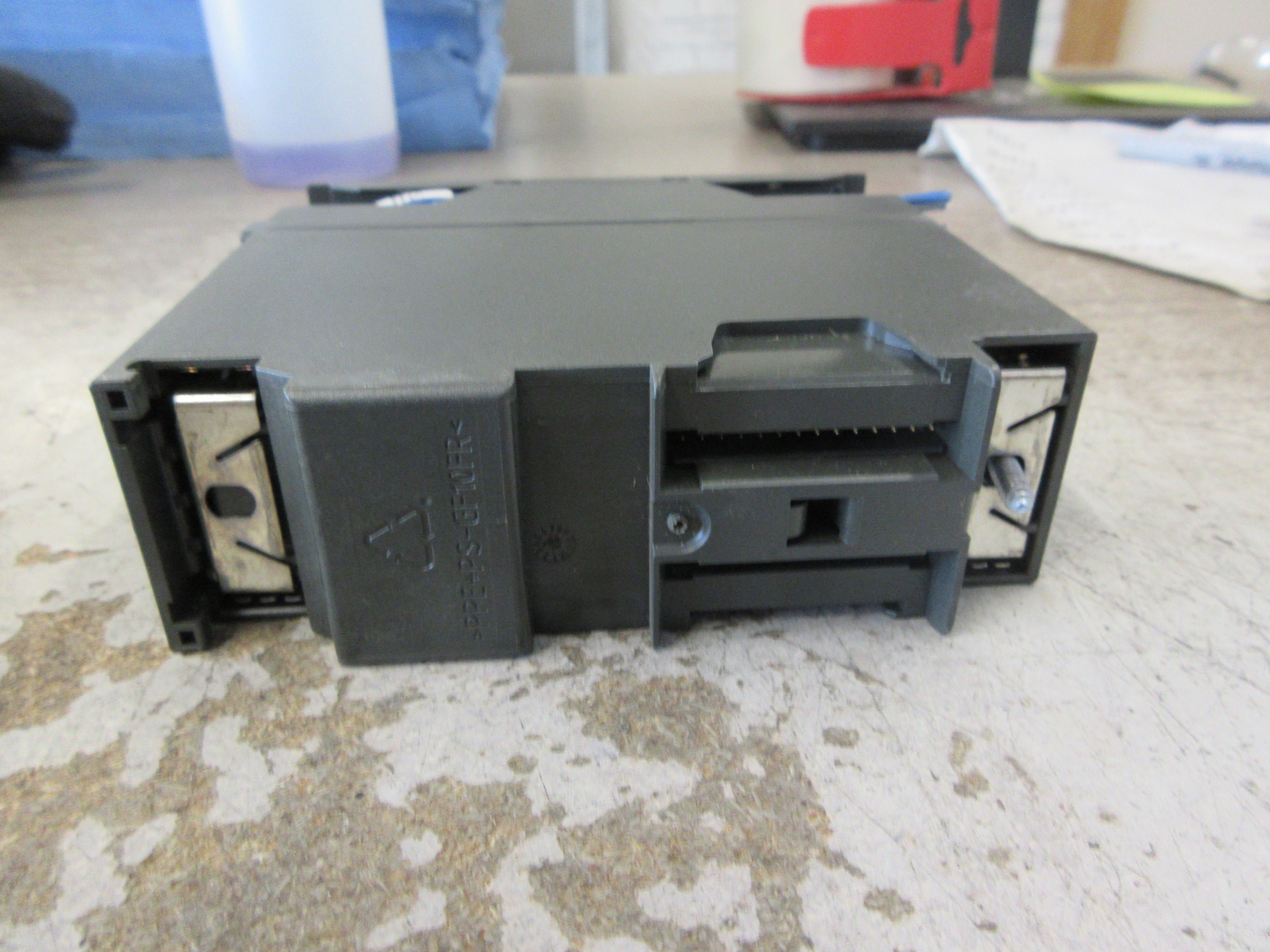 Siemens Simatic S7 Digital Output Module 6ES7 322-1BH01-0AA0 24VDC 0.5A Used