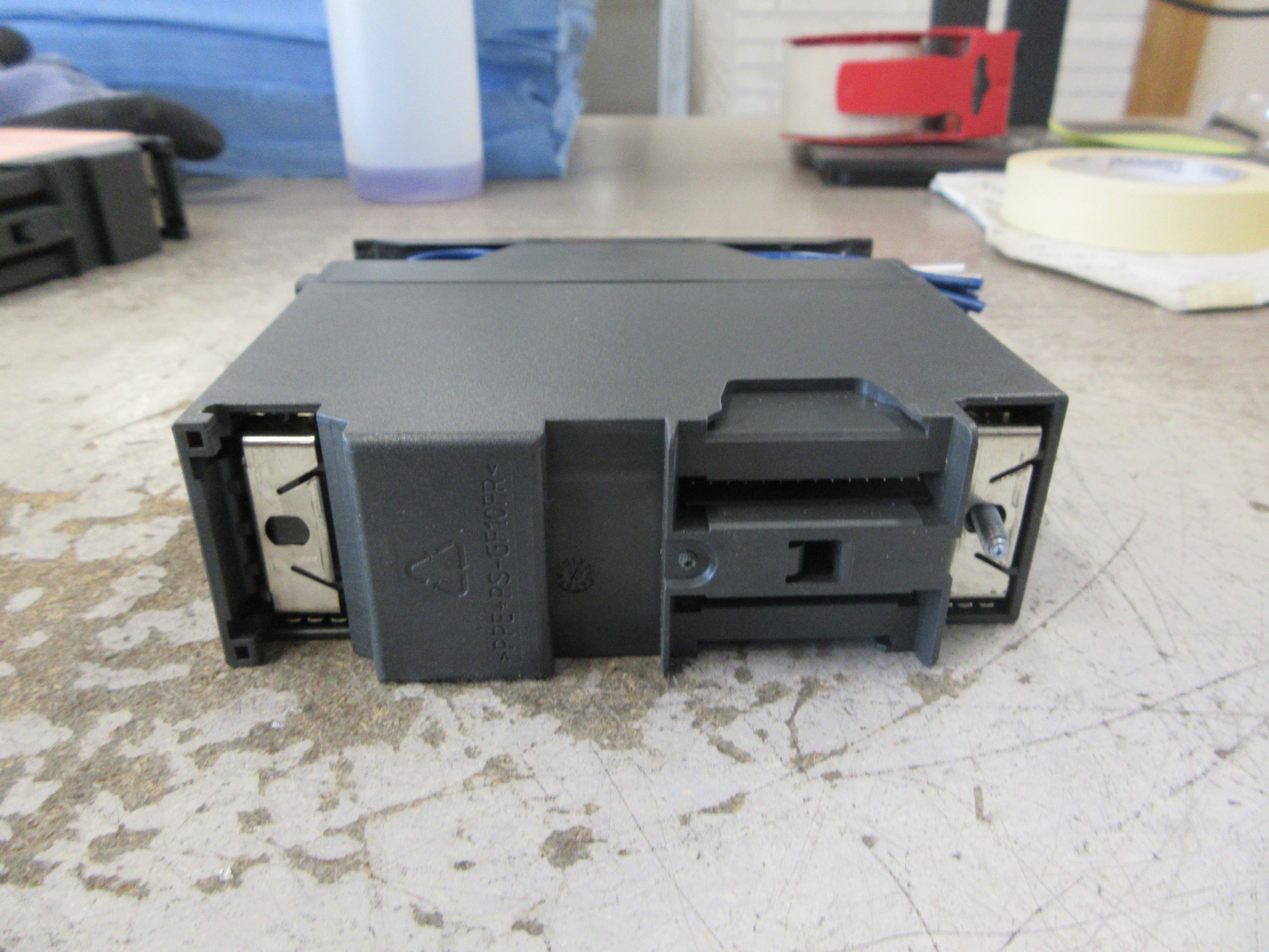 Siemens Simatic S7 Isolated Digital Output Module 6ES7 322-1BF01-0AA0 Used
