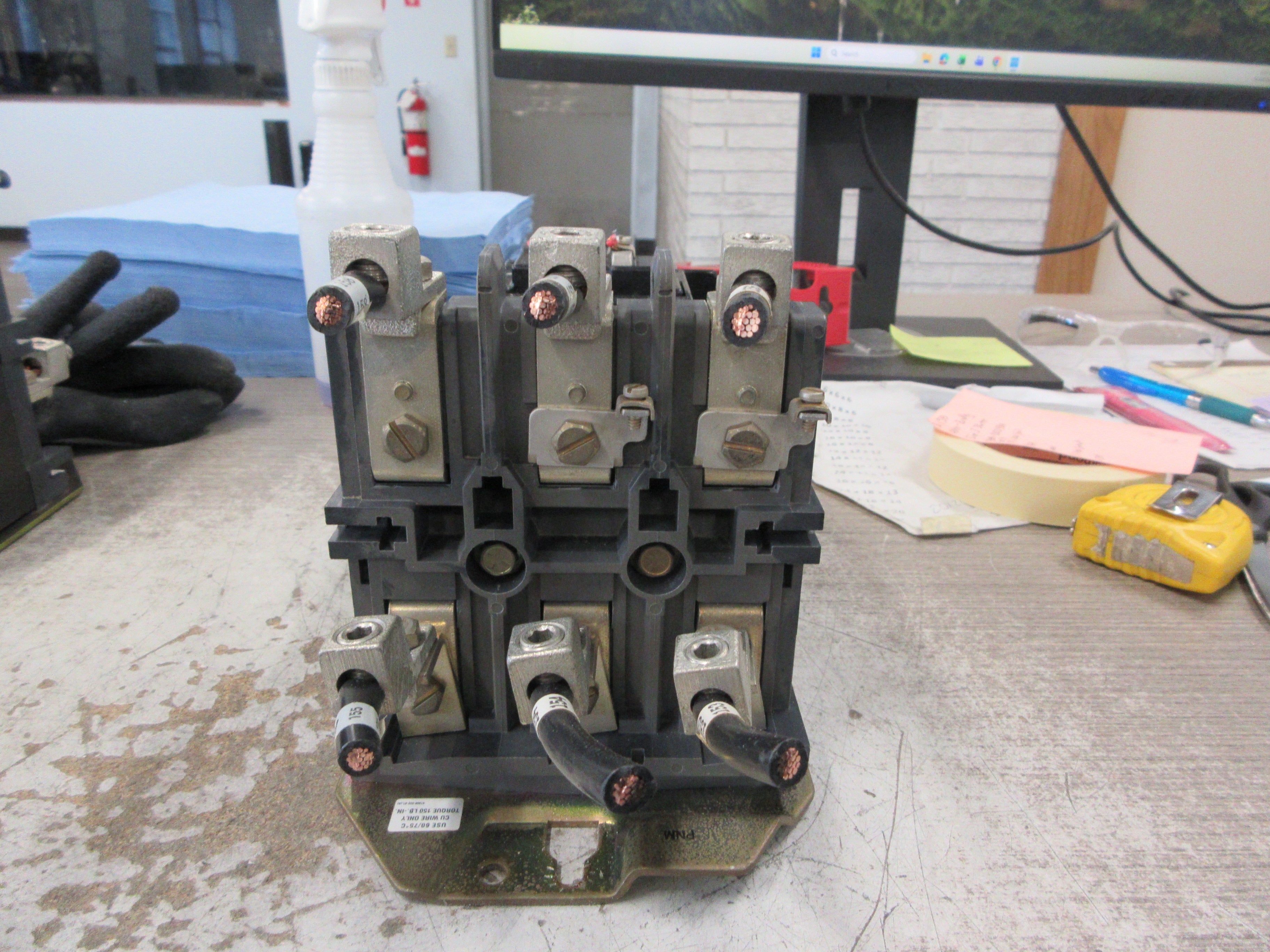 Allen-Bradley Size 3 Starter 500-DOD930 Ser. A 115-120V Coil 90A 600V Used