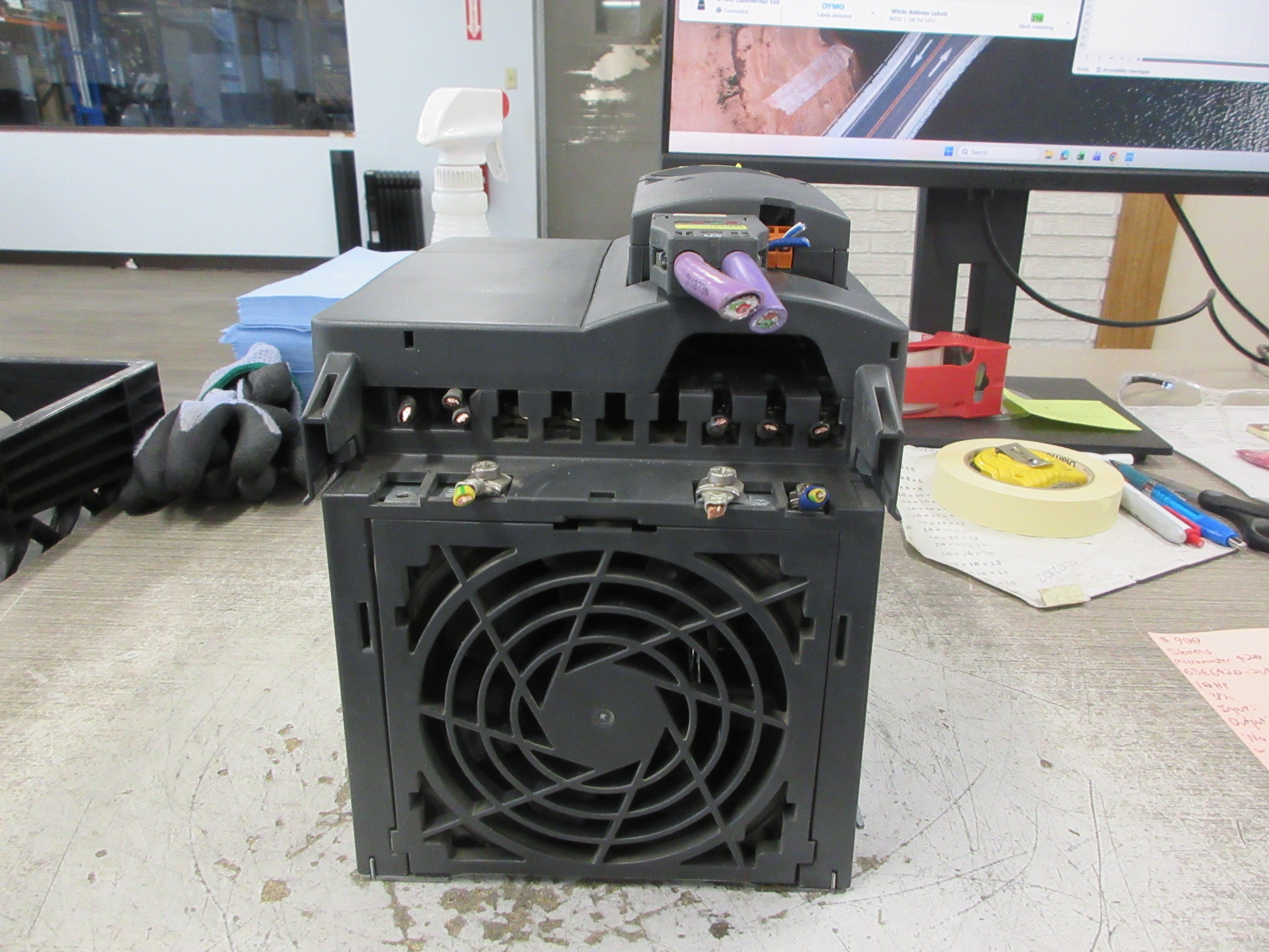 Siemens Micromaster 420 AC Drive 6SE6420-2UD27-5CA1 10HP 3Ph Used