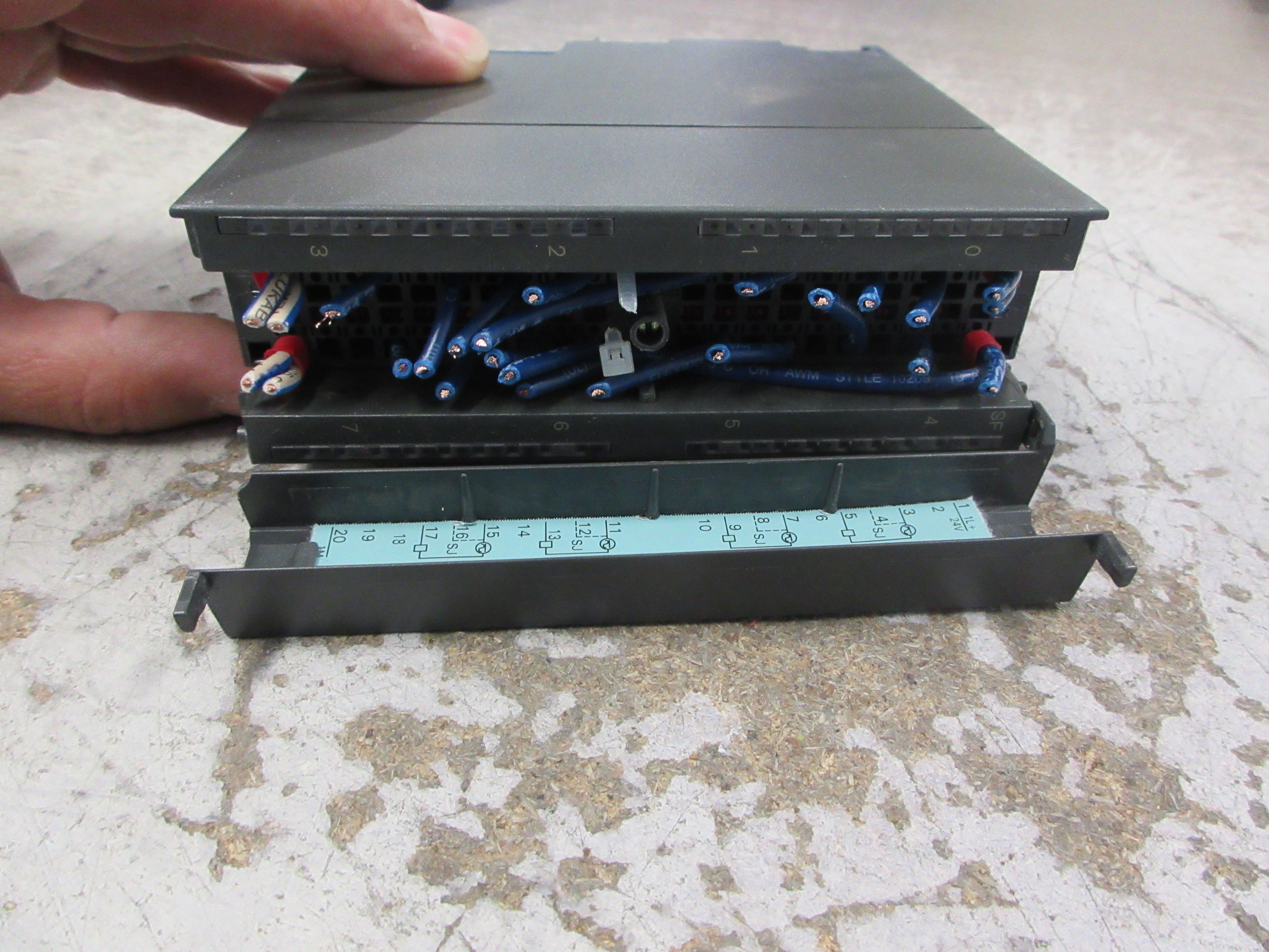 Siemens Simatic S7 Digital Output Module 6ES7 322-5HF00-0AB0 E-Stand: 6 Used