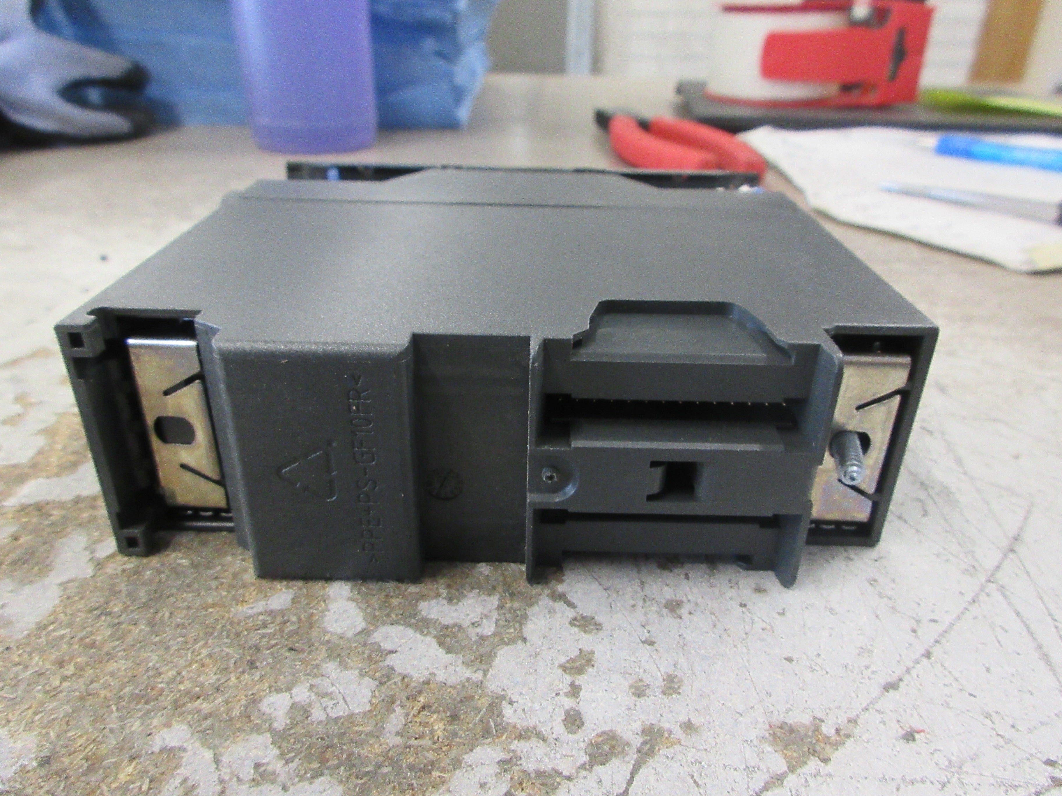 Siemens Simatic S7 Isolated Digital Output Module 6ES7 322-1BF01-0AA0 Used