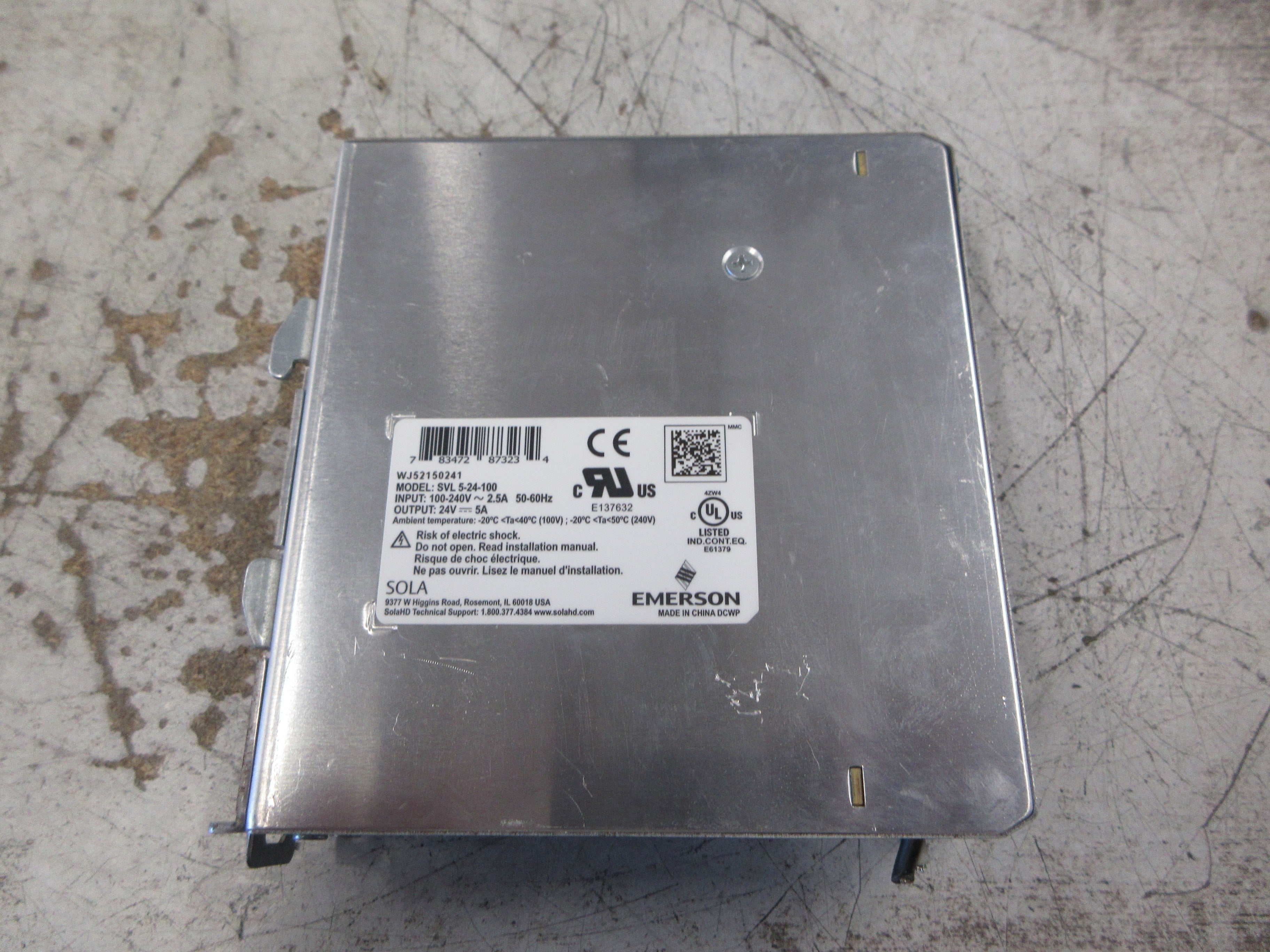 Emerson Sola Power Supply SVL 5-24-100 Input: 100-240V , 2.5A . 50-60Hz Used