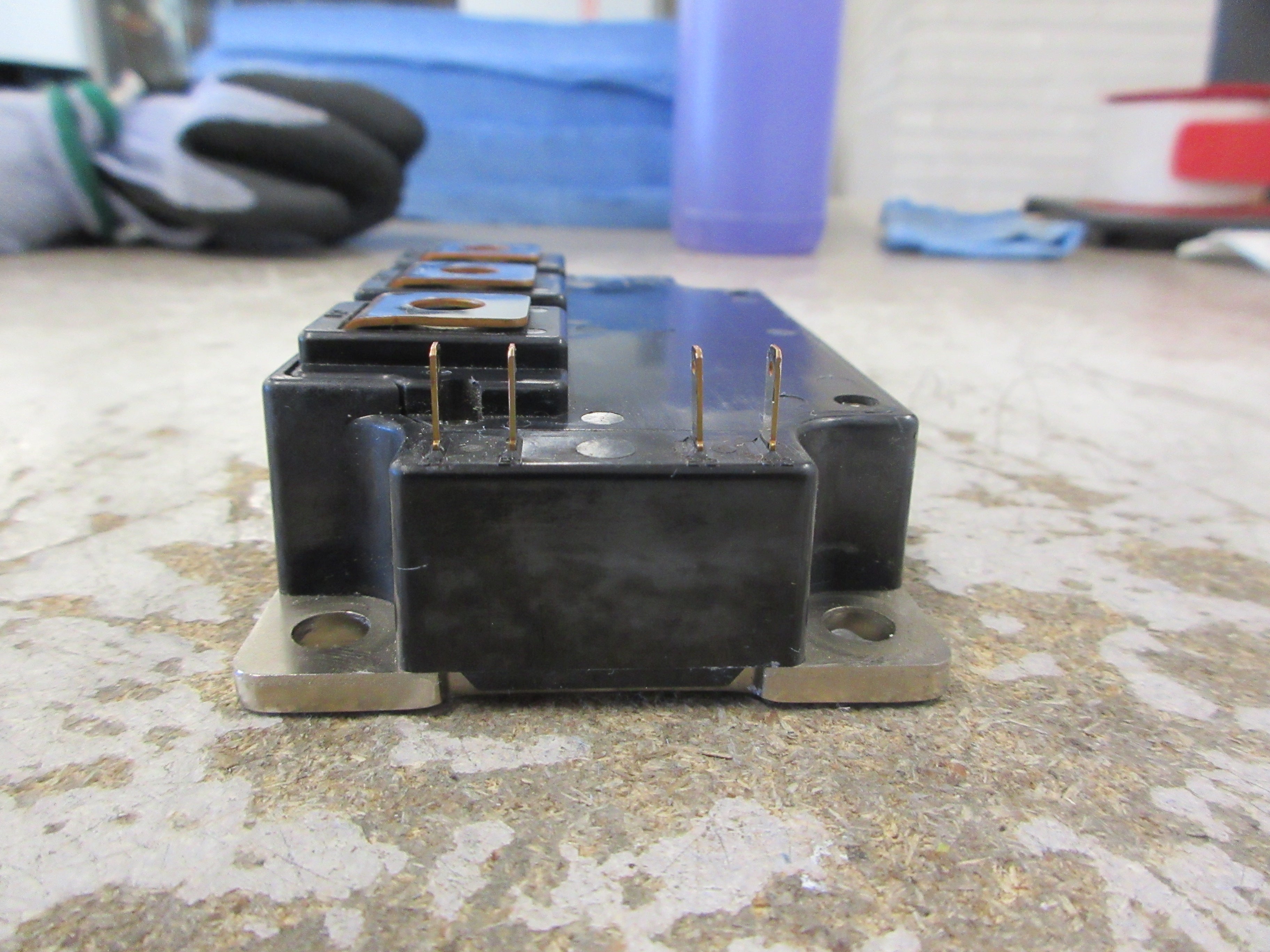 Mitsubishi IGBT Module CM400DU-12H Used