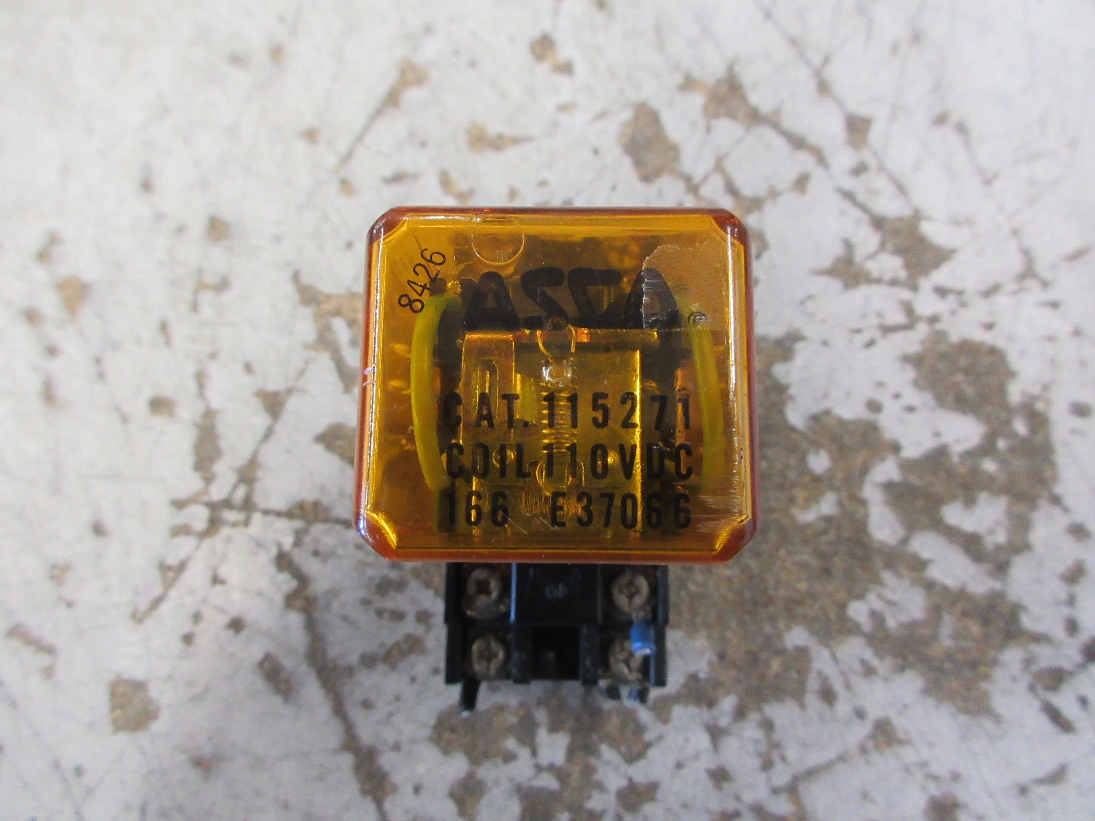 Asco Relay 115271 110VDC Coil W/Base Used
