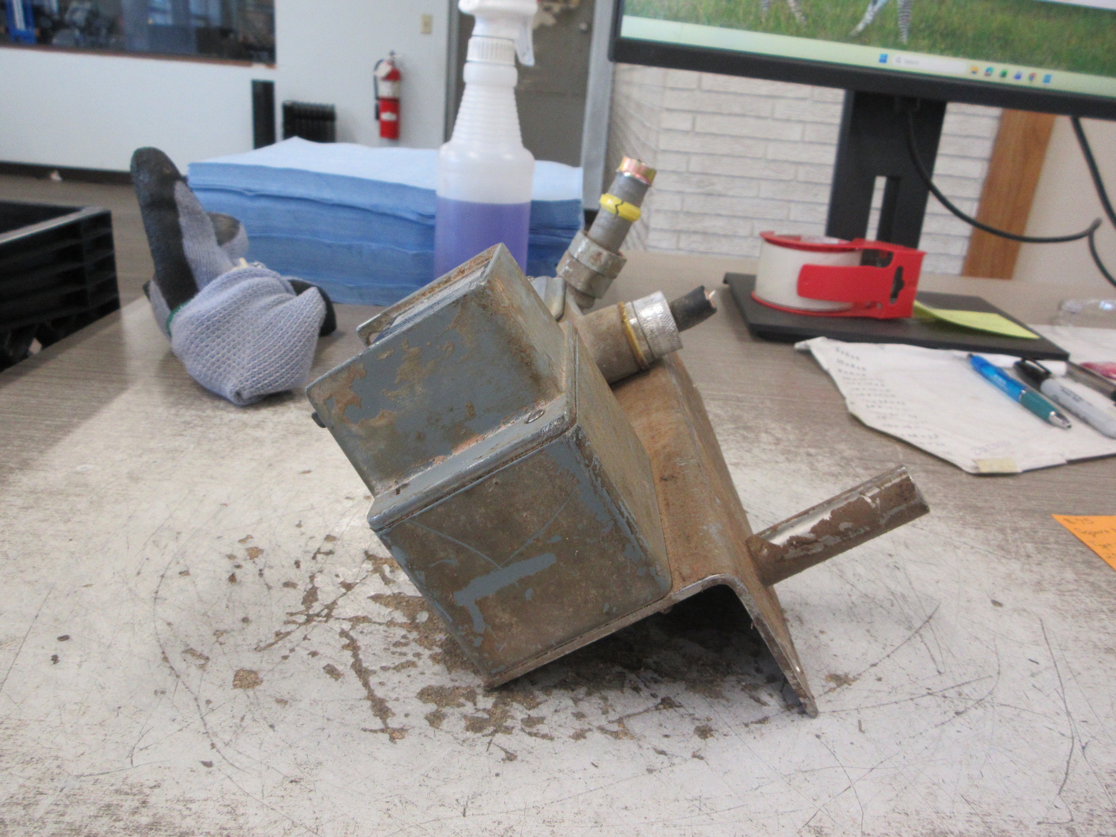 Square D Type 4 Manual Starter 2510-KW2 Ser. A 30A 600V Used