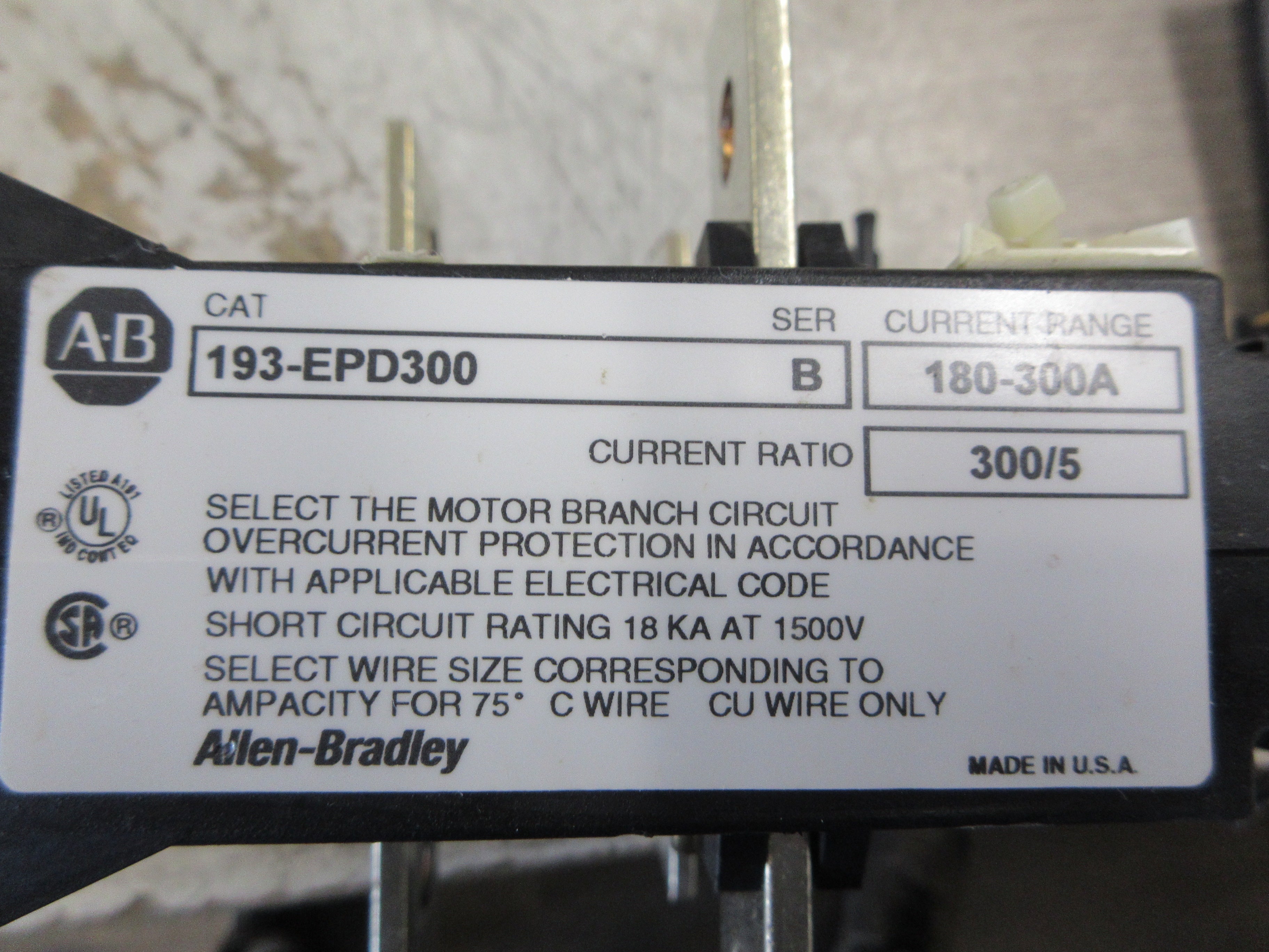 Allen-Bradley Solid State Overload 193-EPD300 Ser. B Trip: 180-300A Used